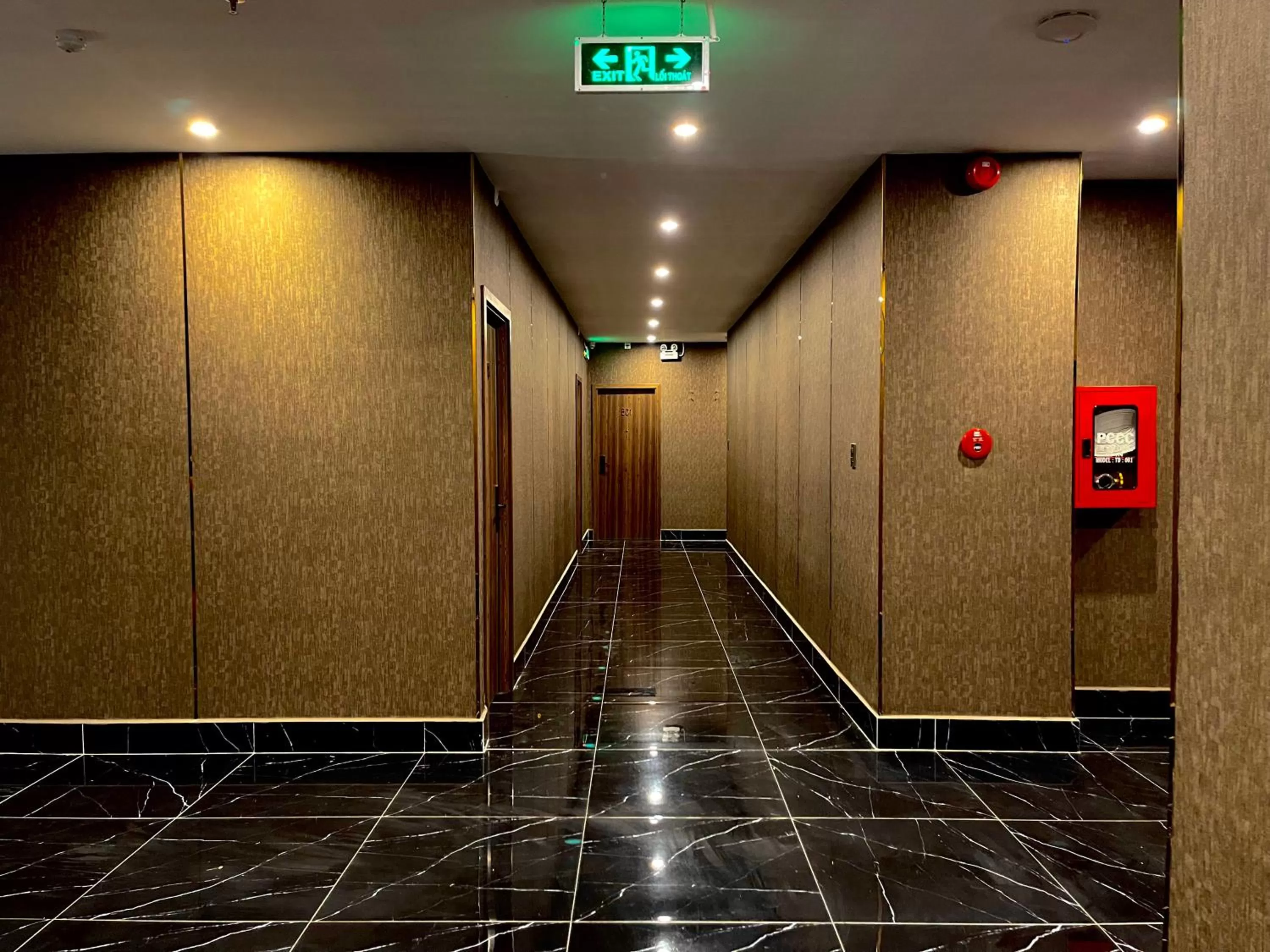 Lobby or reception in LION 3 HOTEL