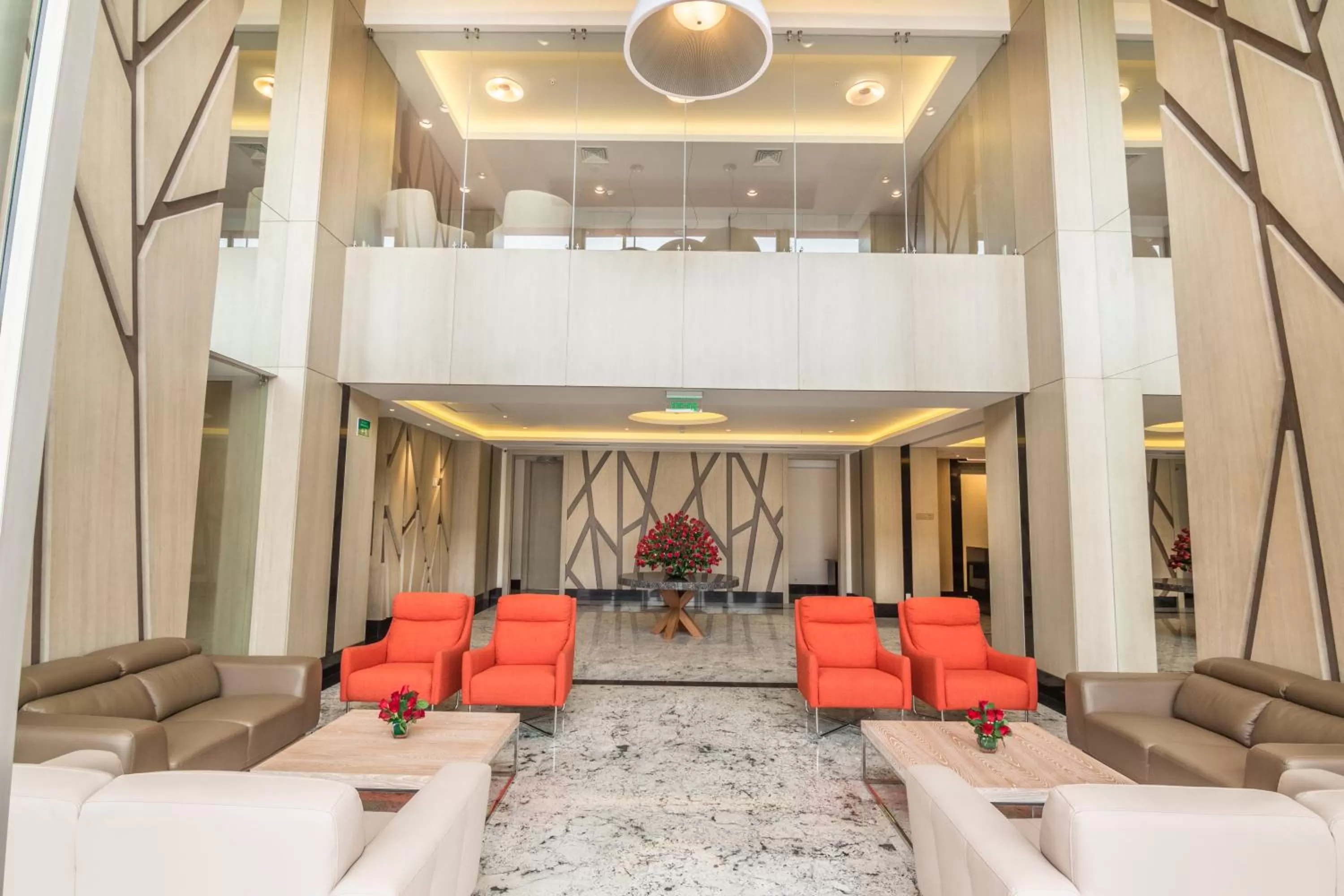 Communal lounge/ TV room in Radisson Hotel Guayaquil