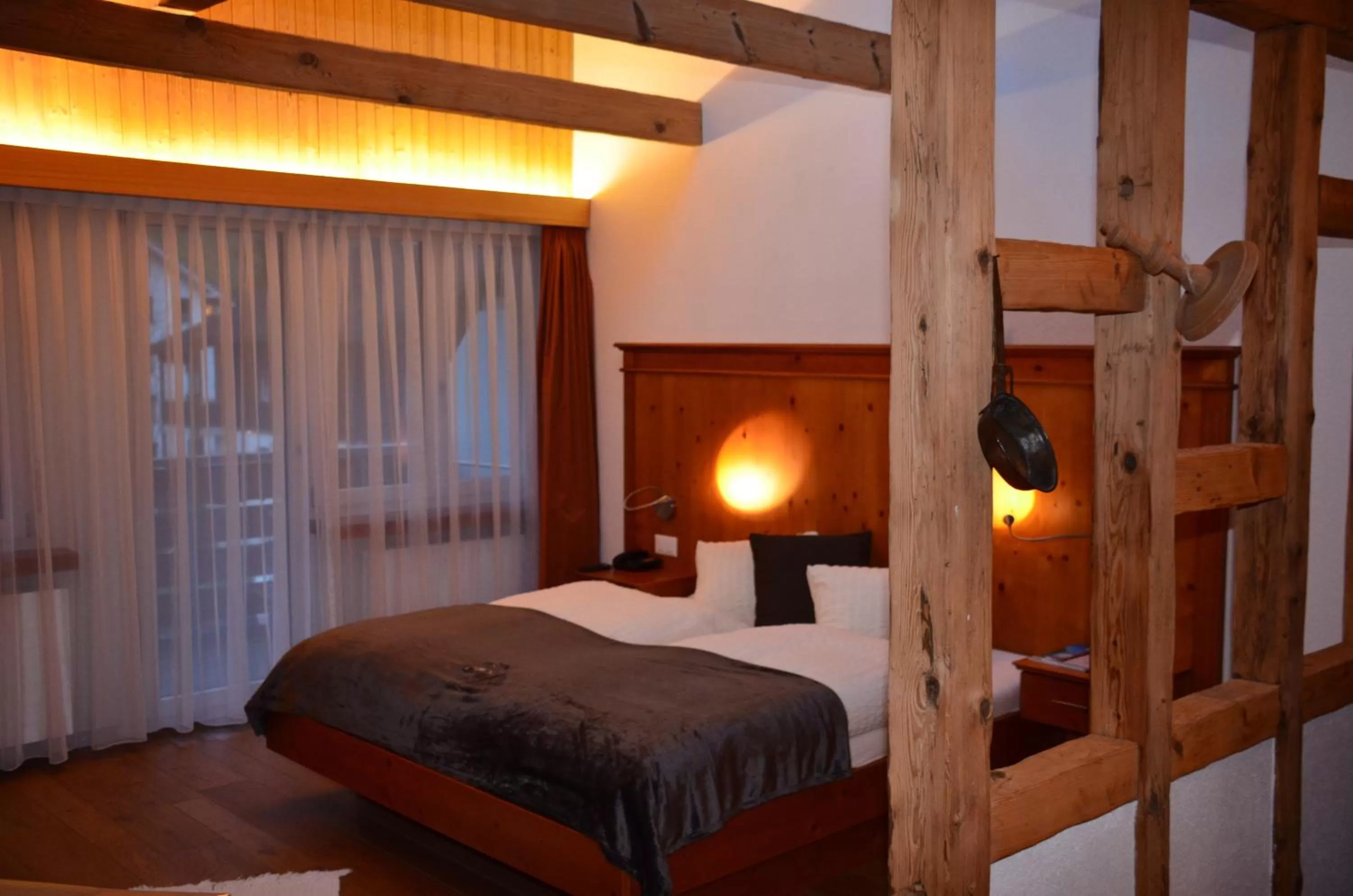 Bed in Hotel Belmont