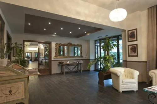 Lobby or reception in Albergo Ristorante Sant'Eustorgio