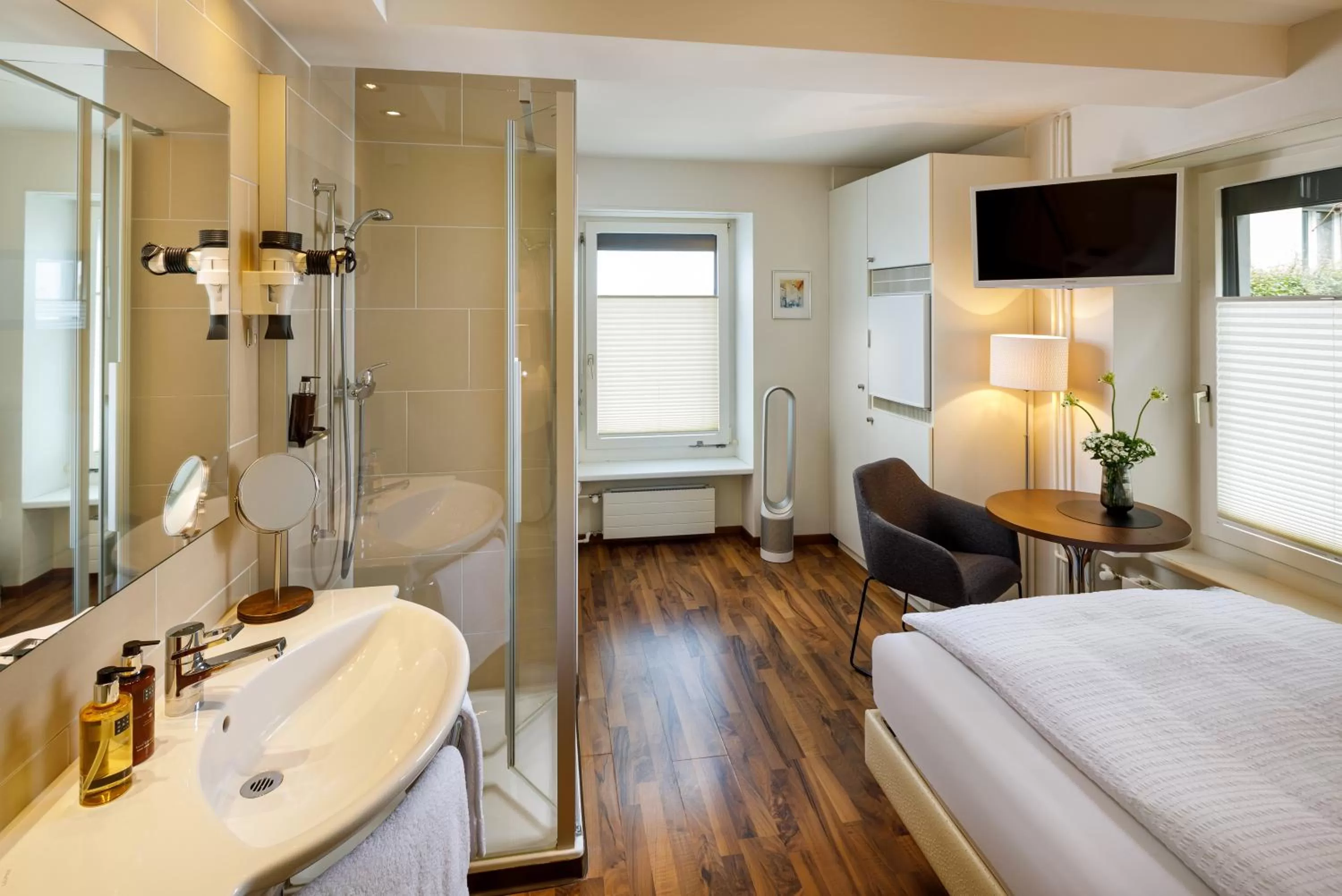 Photo of the whole room, Bed in Aparthotel Familie Hugenschmidt