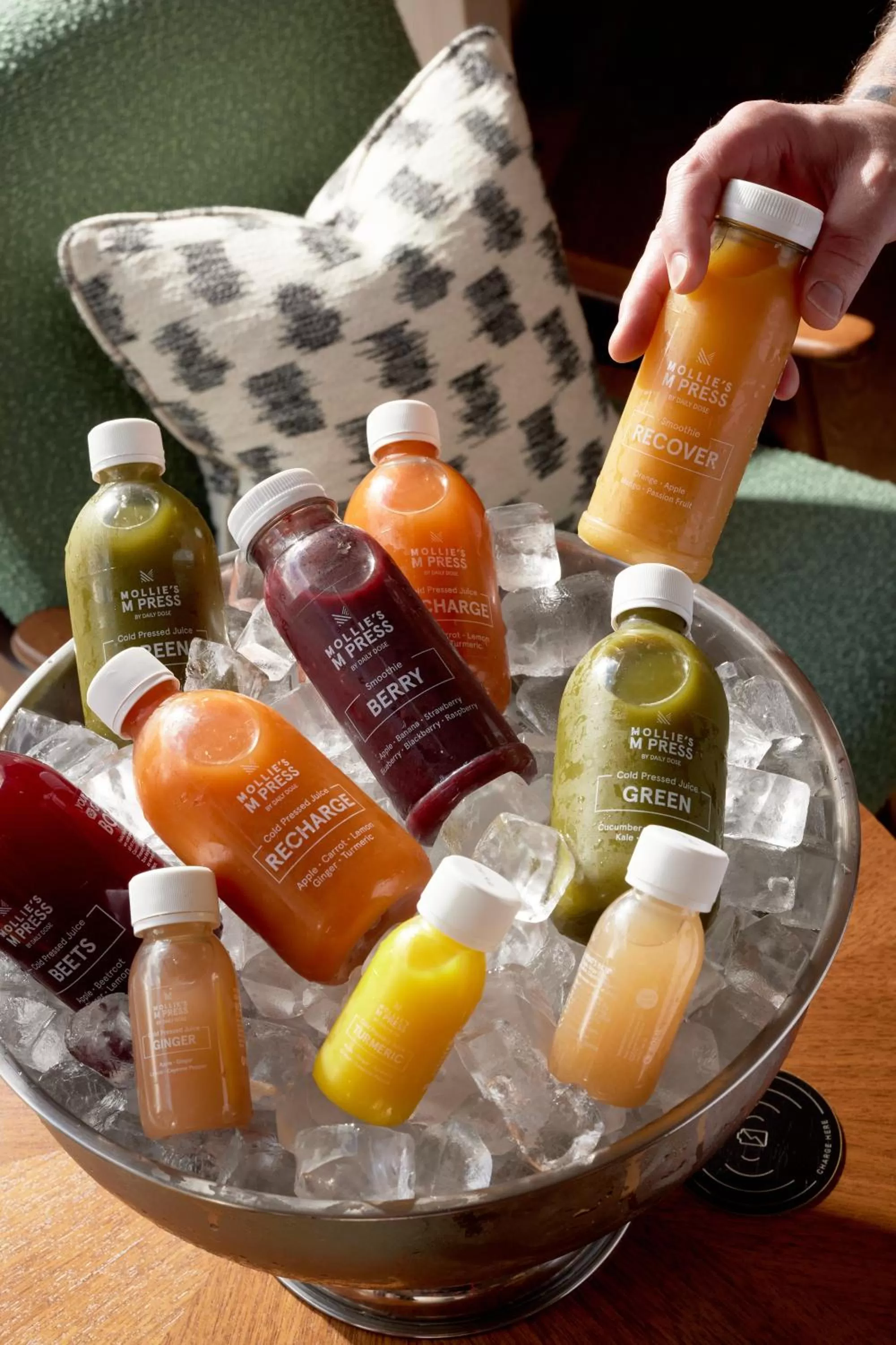 Drinks in Mollie's Motel & Diner Bristol