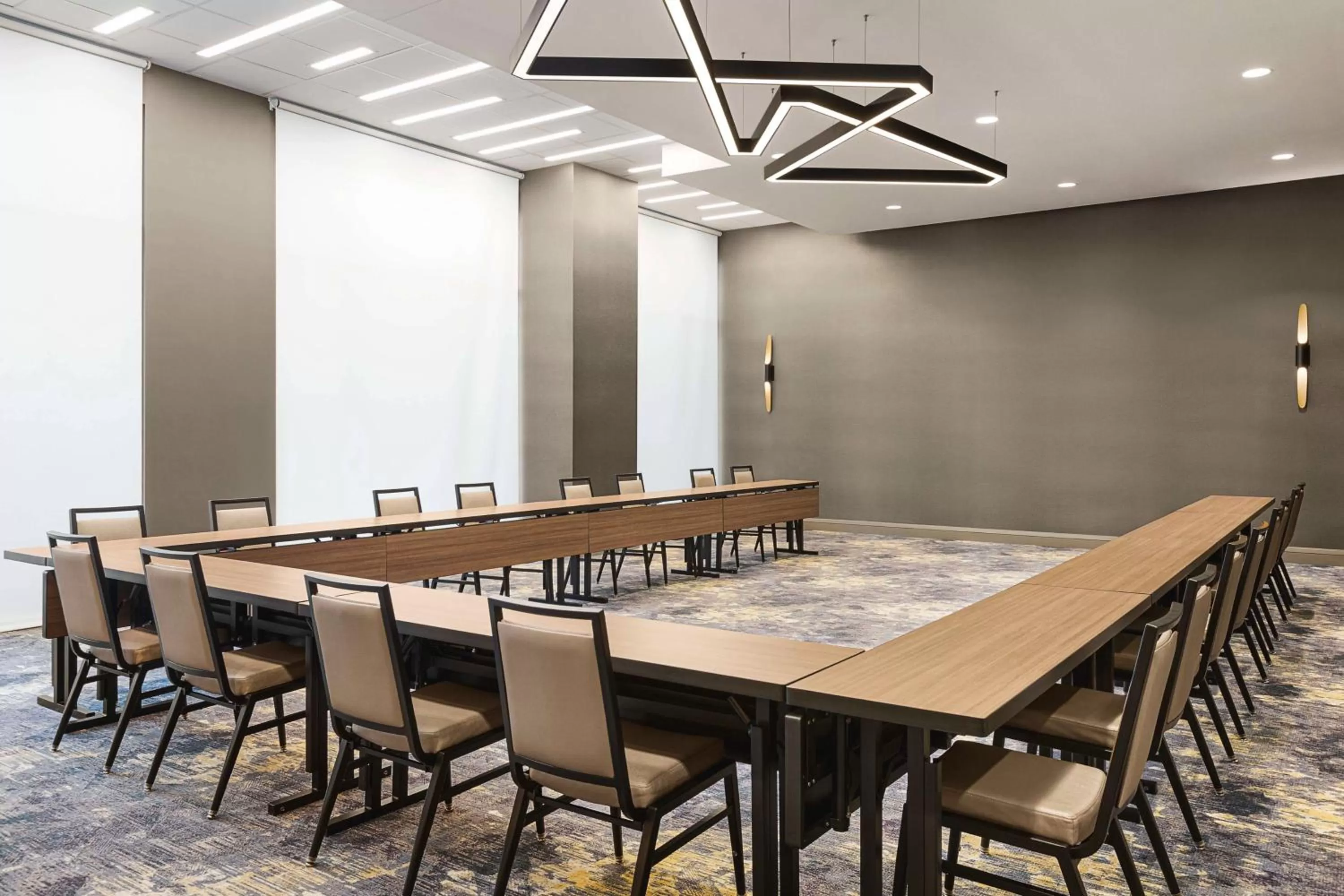 Meeting/conference room in Home2 Suites By Hilton Nashville West End Avenue