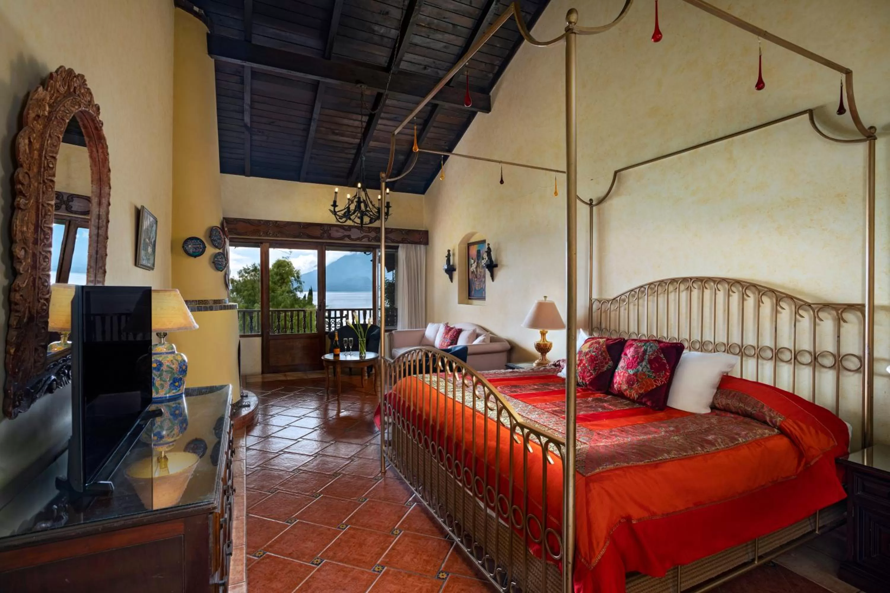 Bedroom, Bed in Hotel Atitlan