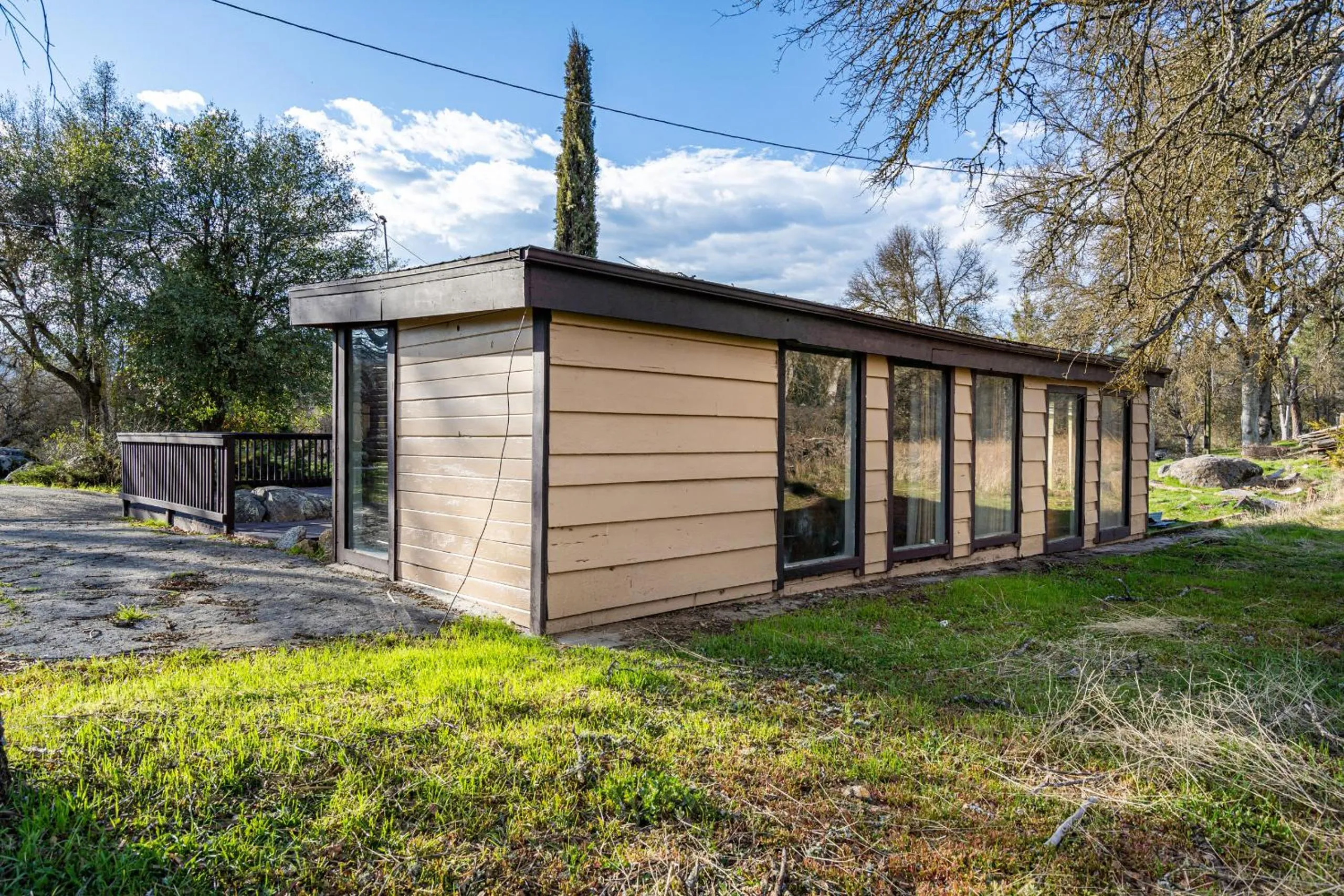 Mountain Trail Lodge and Vacation Rentals