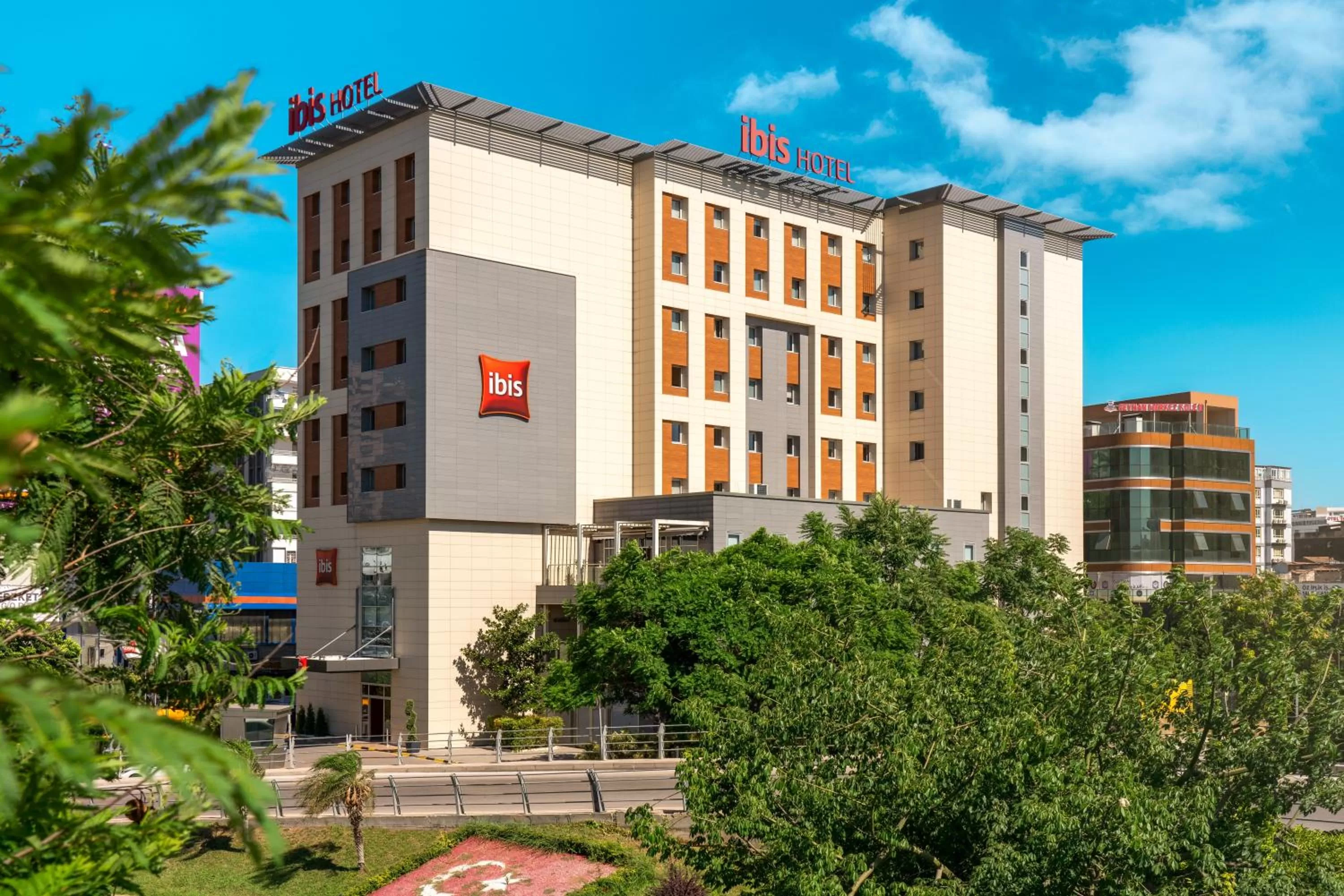 Property building in ibis Adana