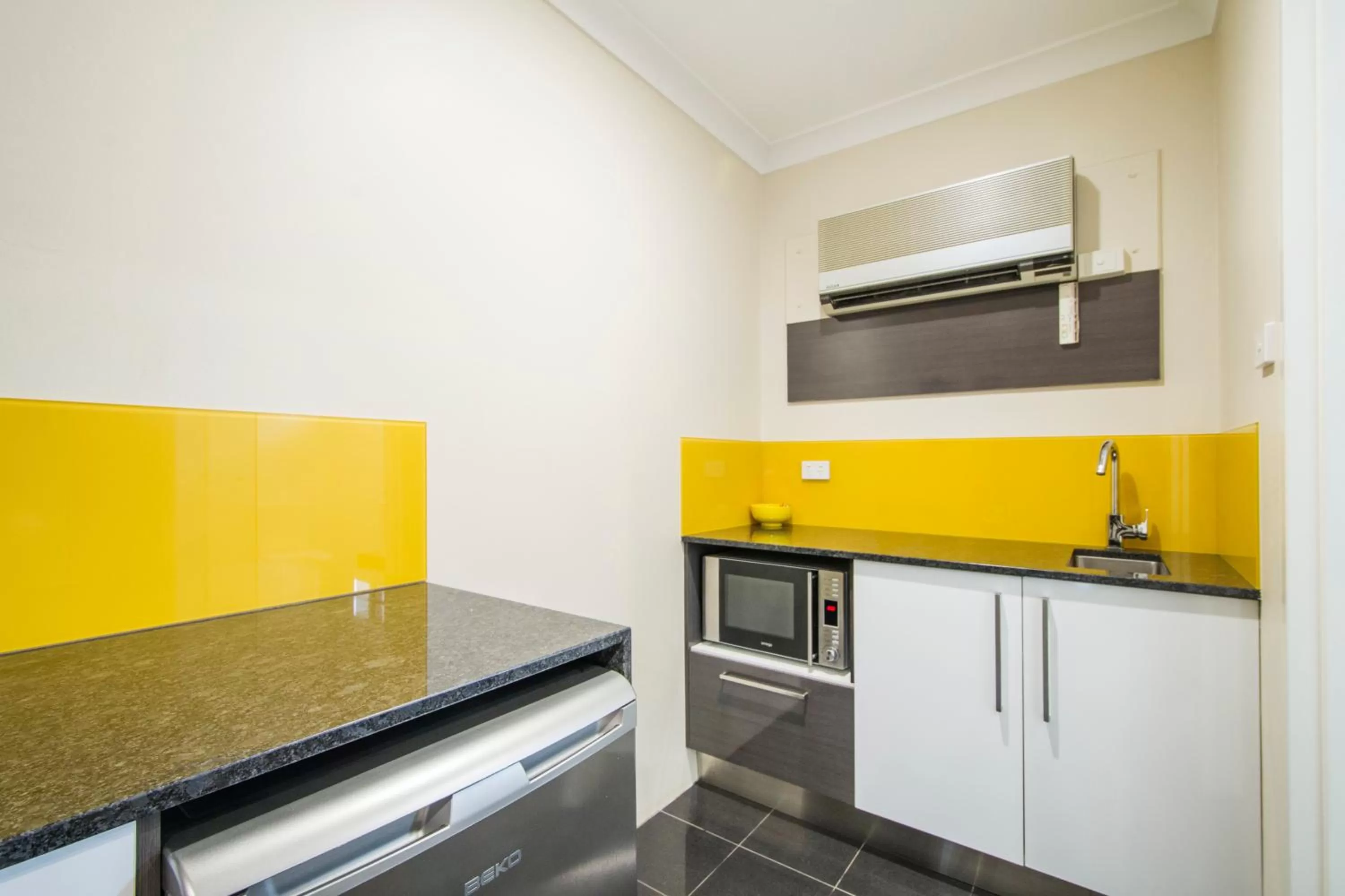 Coffee/tea facilities in Abbey Motor Inn