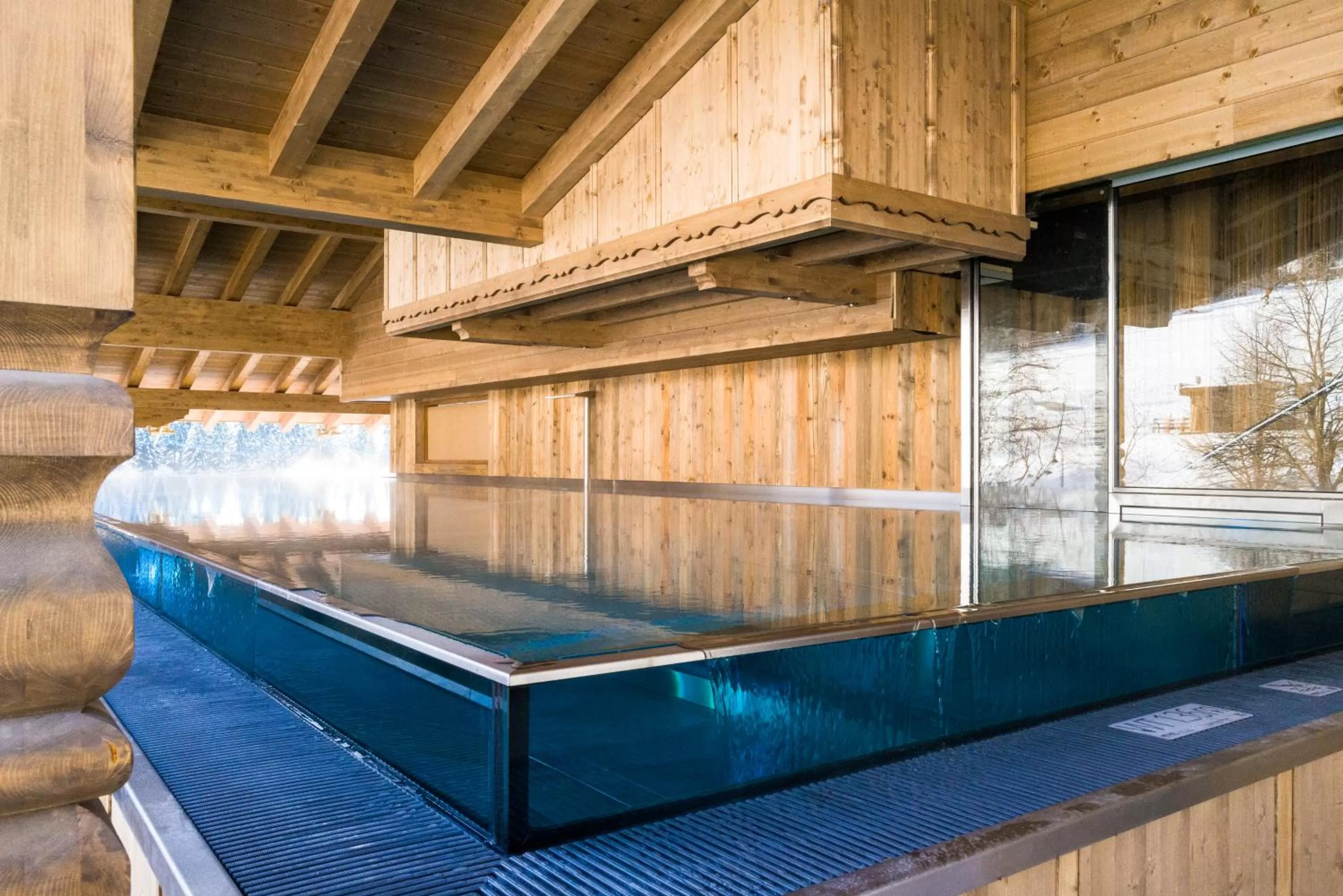 Swimming pool in Boutiquehotel die Alpbacherin 4 Sterne Superior