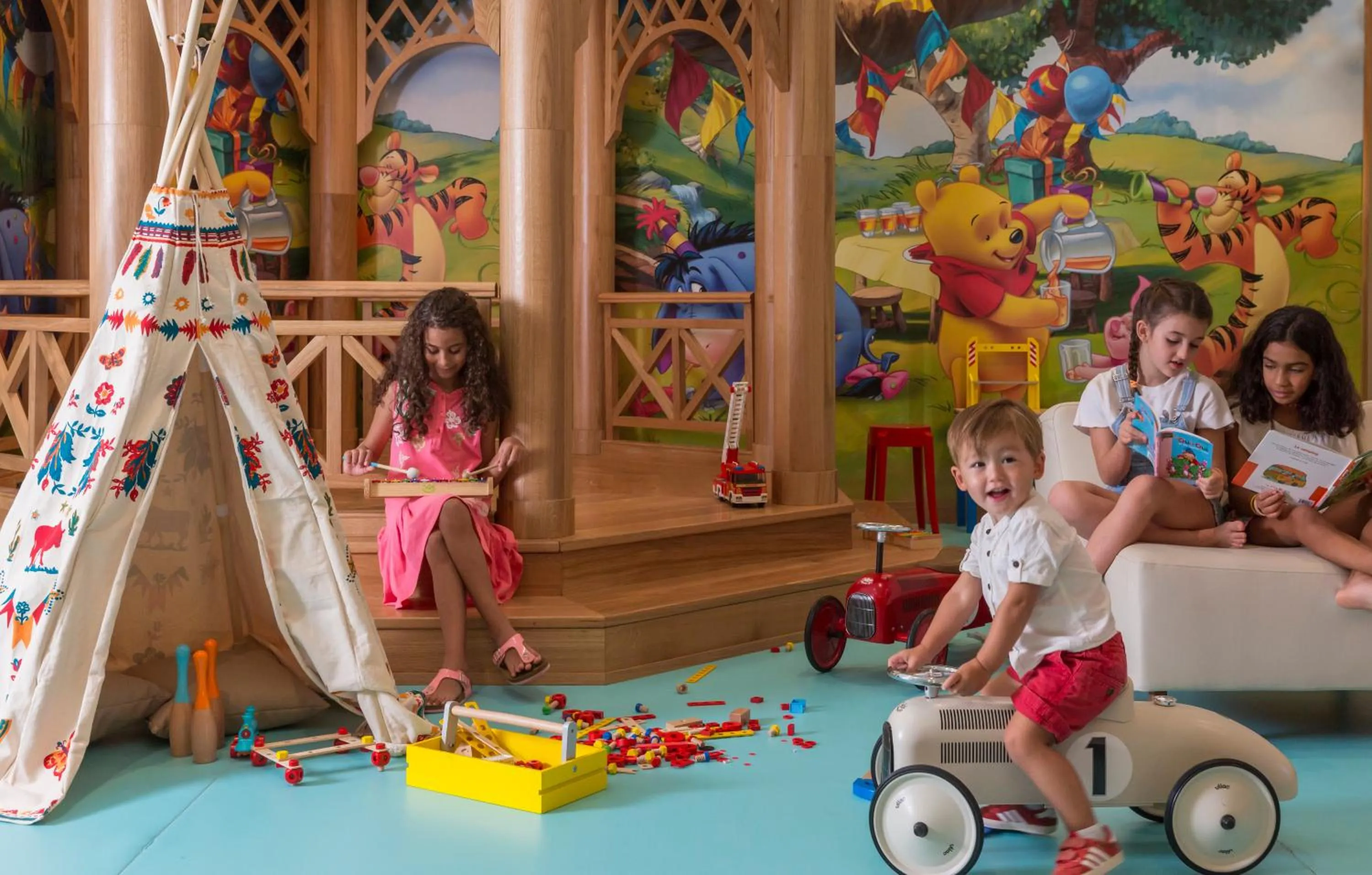 Children play ground in Four Seasons Hotel Tunis