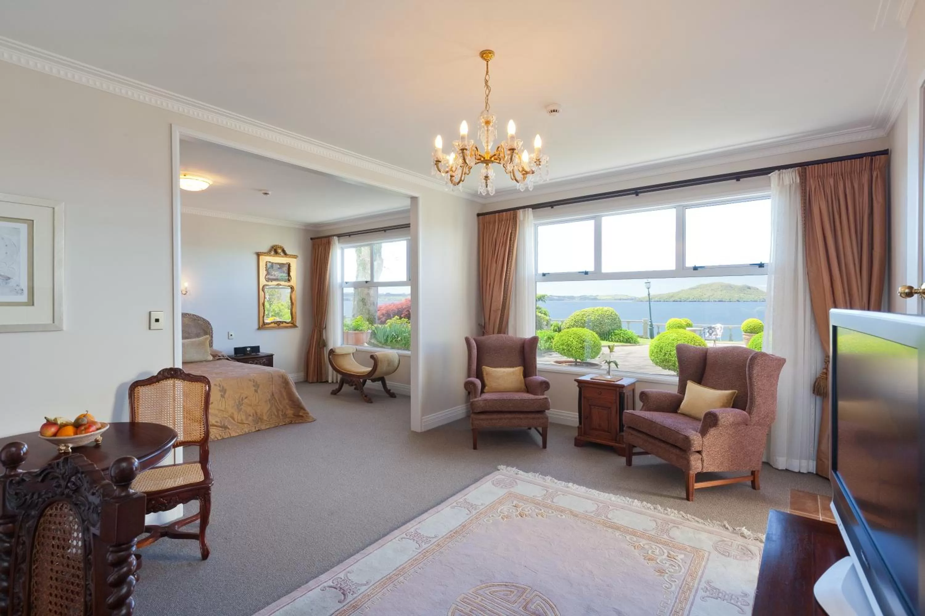 TV and multimedia in On The Point - Lake Rotorua