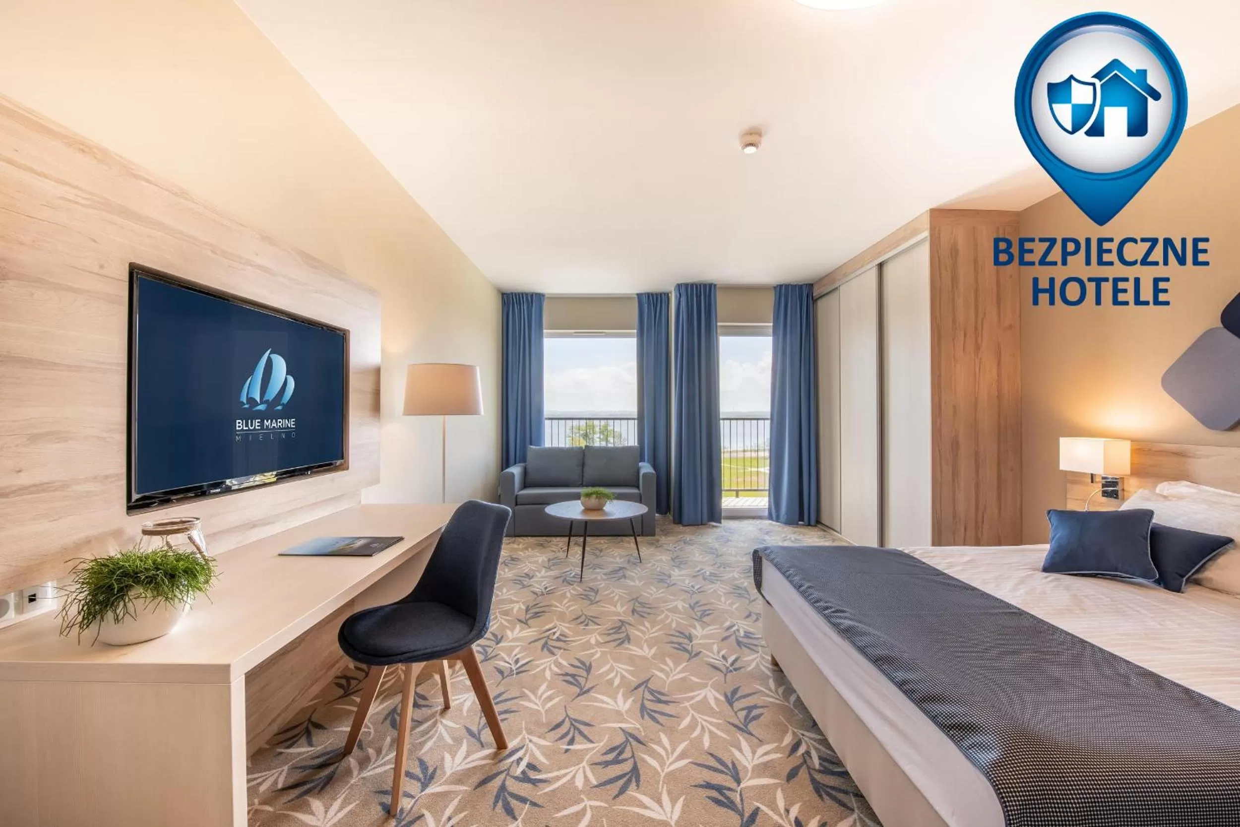 Photo of the whole room, Bed in Blue Marine Mielno