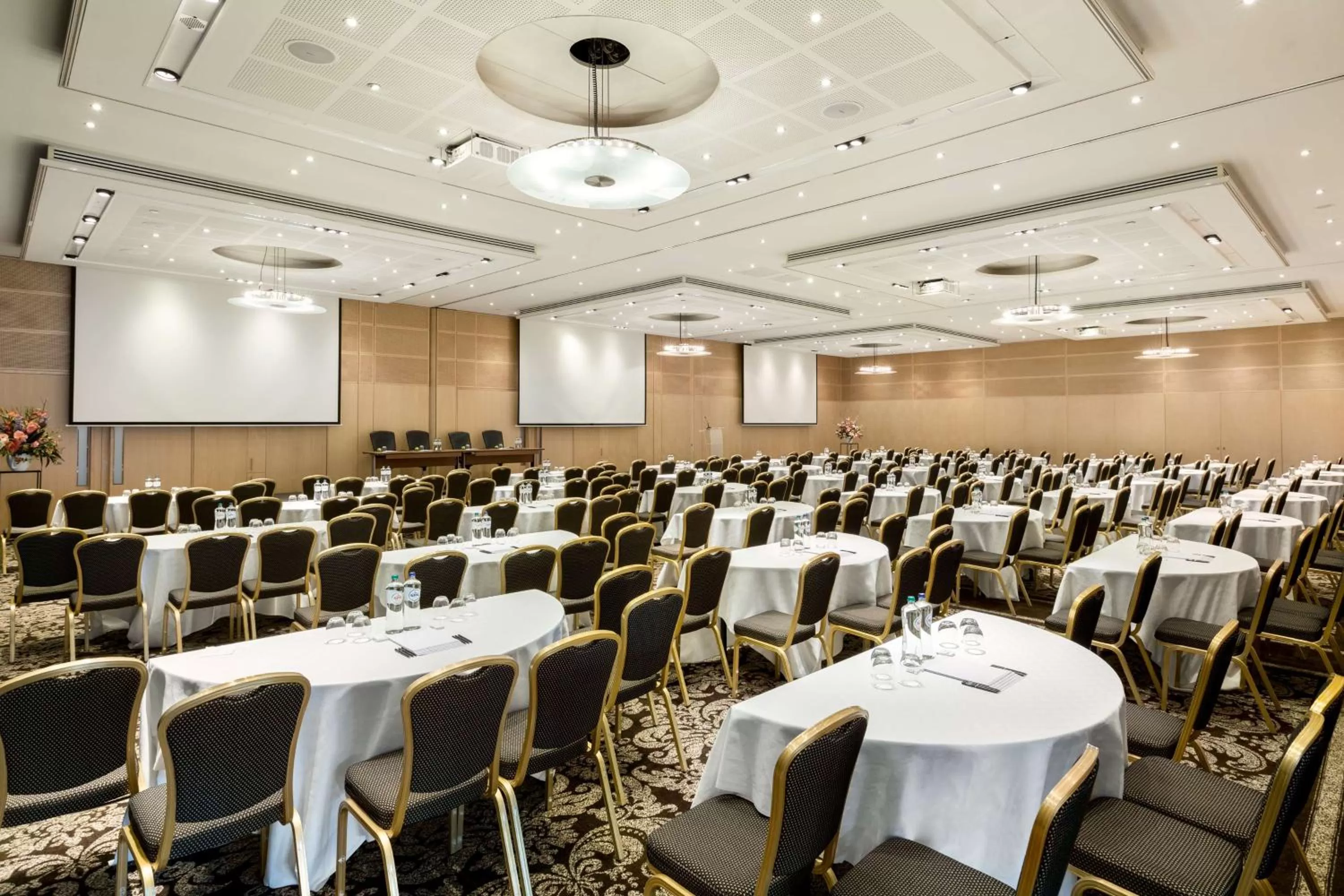 Meeting/conference room in Hilton Amsterdam