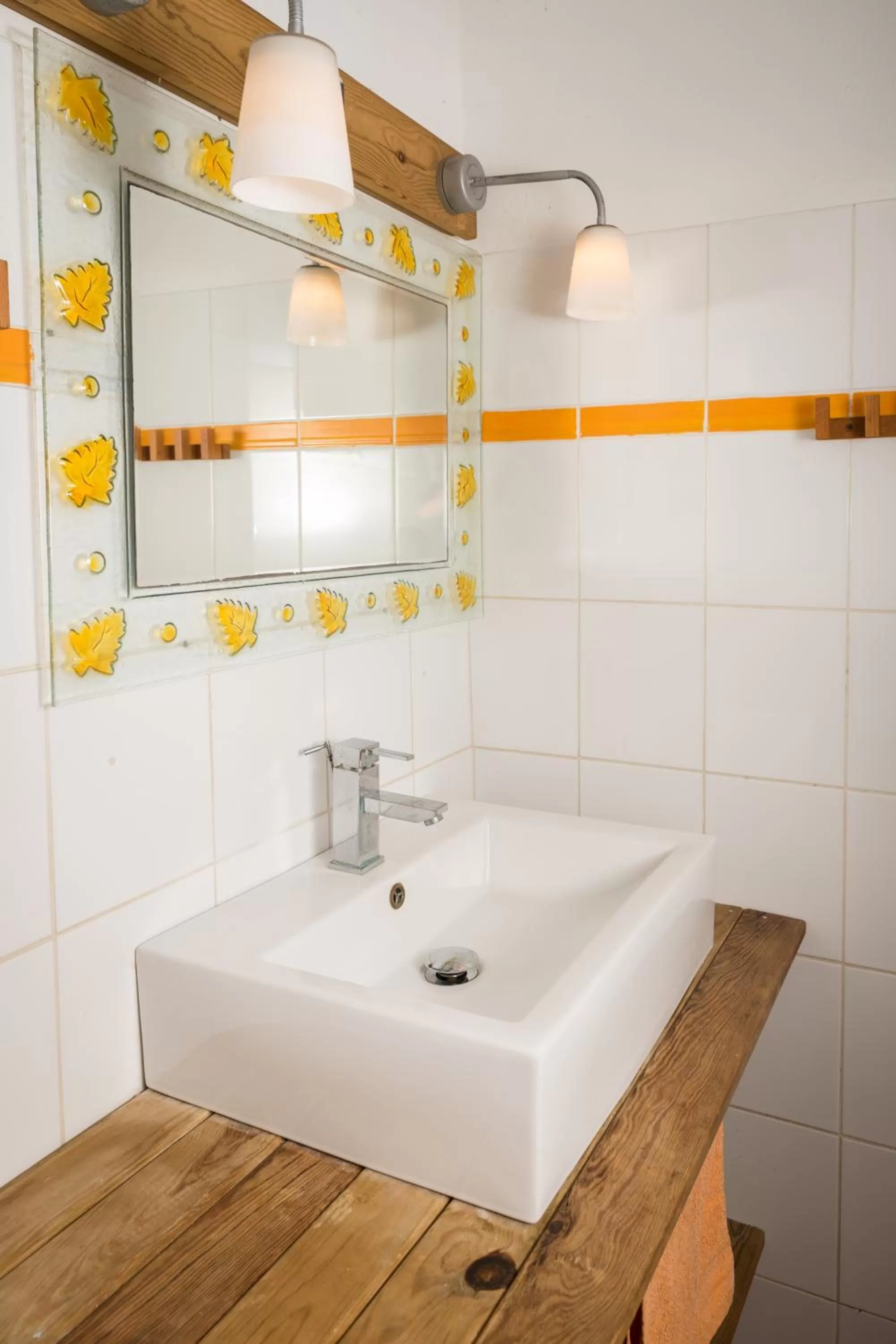 Bathroom in Hôtel Les Bananiers