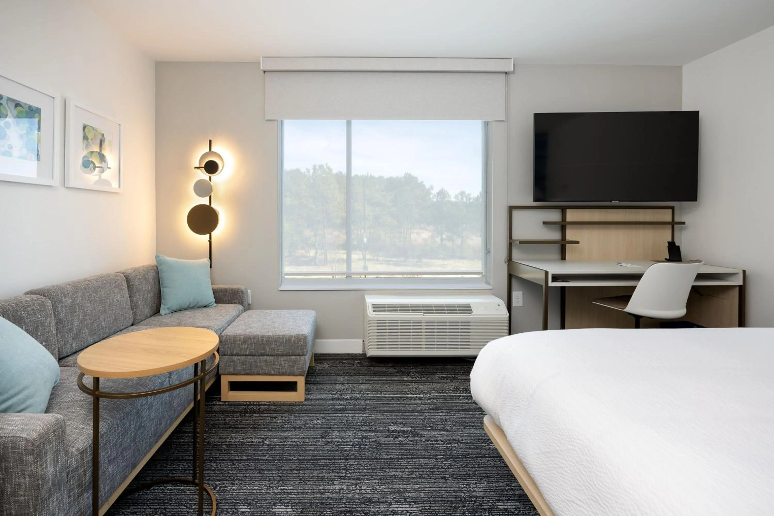 Photo of the whole room, Bed in TownePlace Suites by Marriott Canton Riverstone Parkway