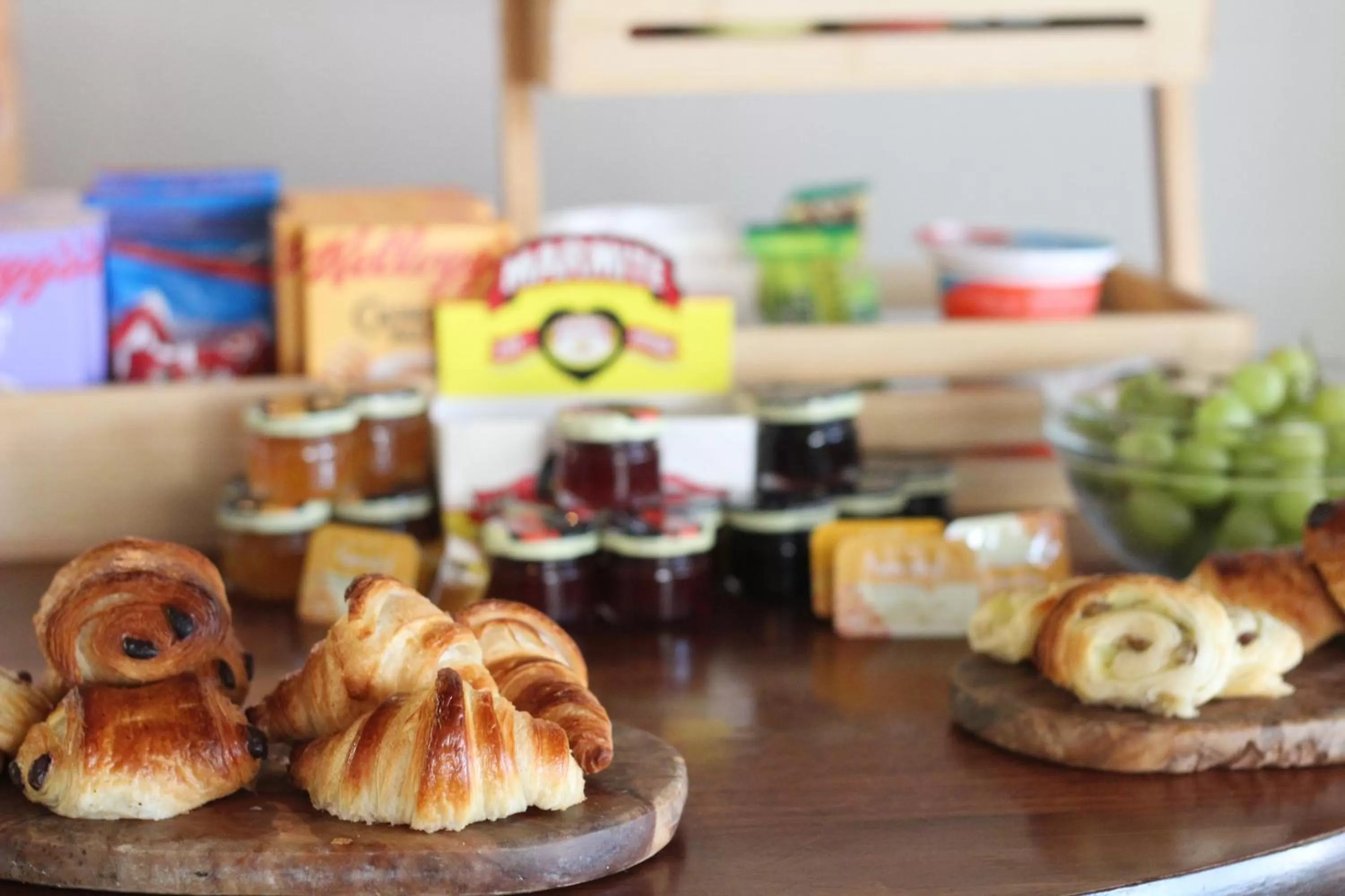 Breakfast in The Town House