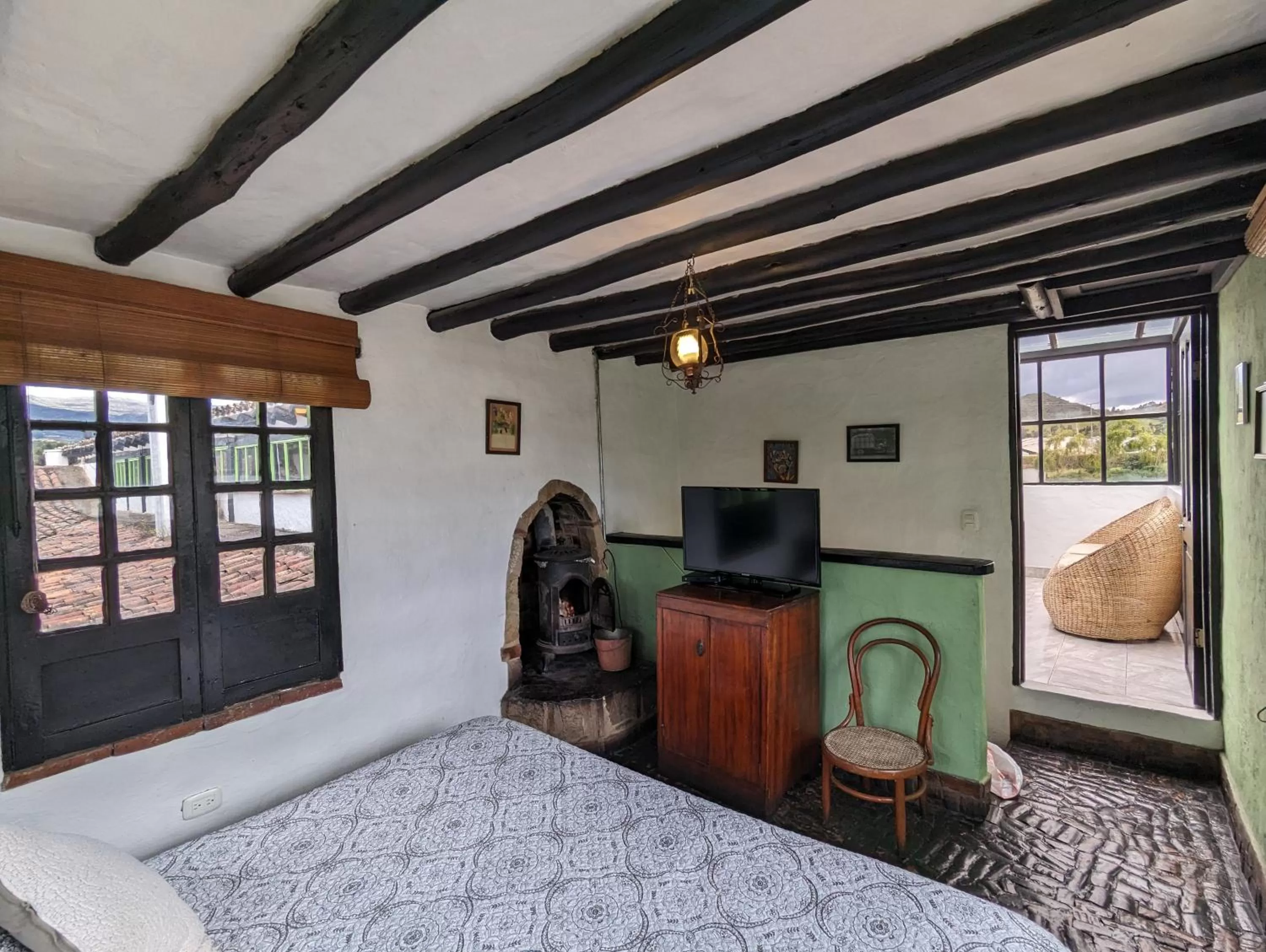 flat iron, Bed in Posada Cafe La Huerta