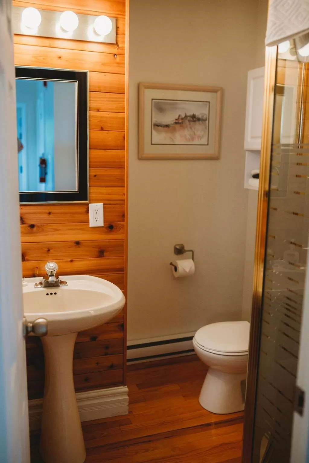 Bathroom in Carriage House Inn Four and a Half Stars