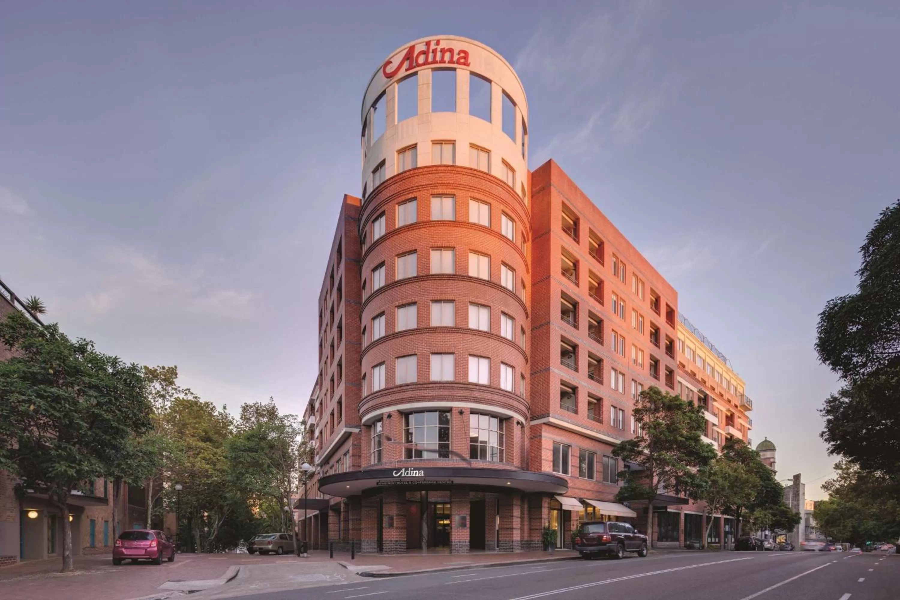 Property building in Adina Apartment Hotel Sydney Surry Hills