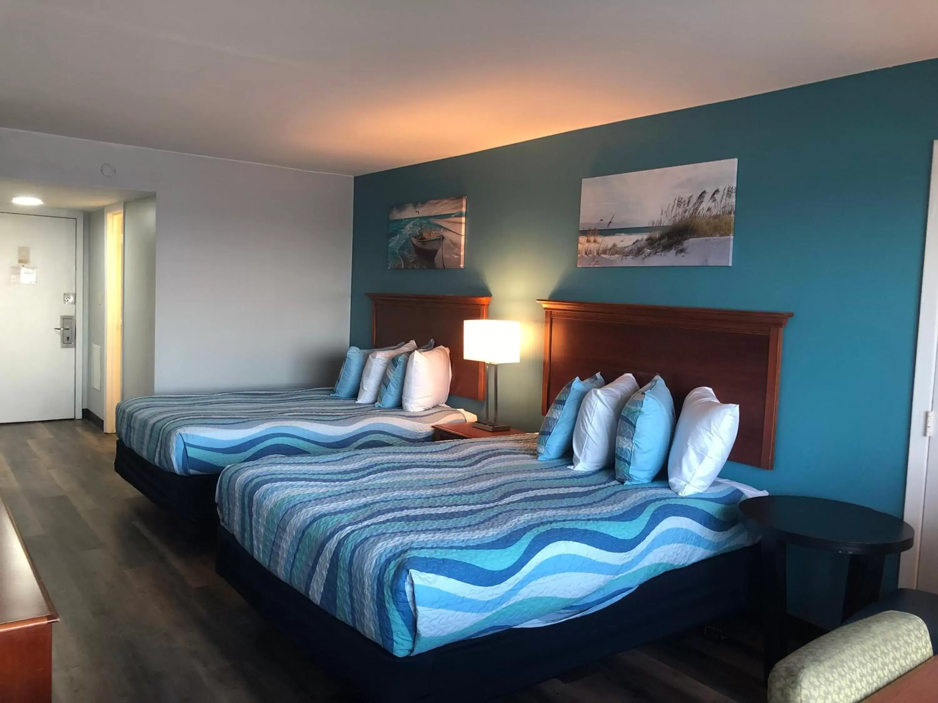 Ocean Front 2 Queen Studio in Gazebo Inn Oceanfront Ocean Front 2 Queen Studio in Gazebo Inn Oceanfront