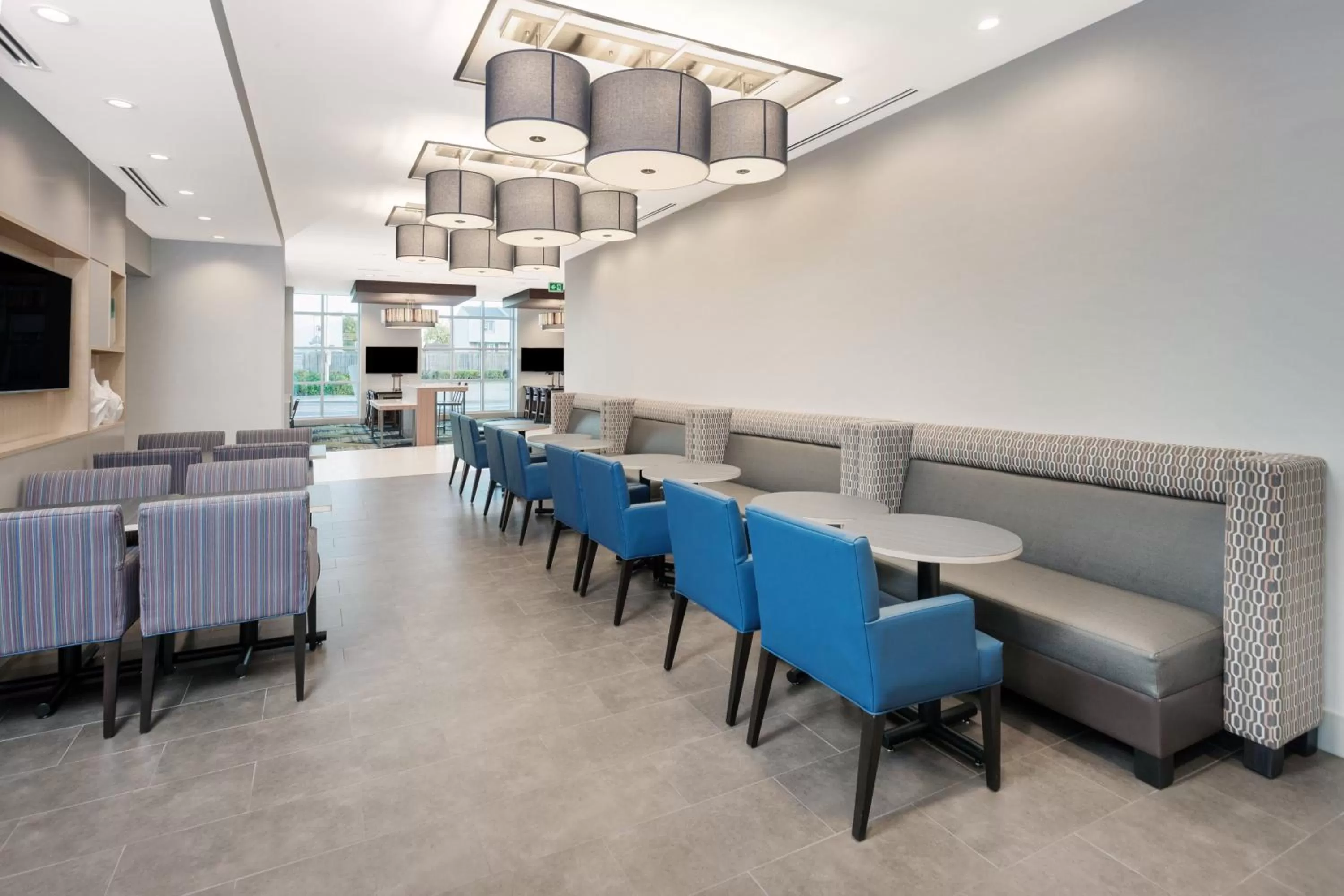 Property building in Holiday Inn Express & Suites Downtown Ottawa East by IHG