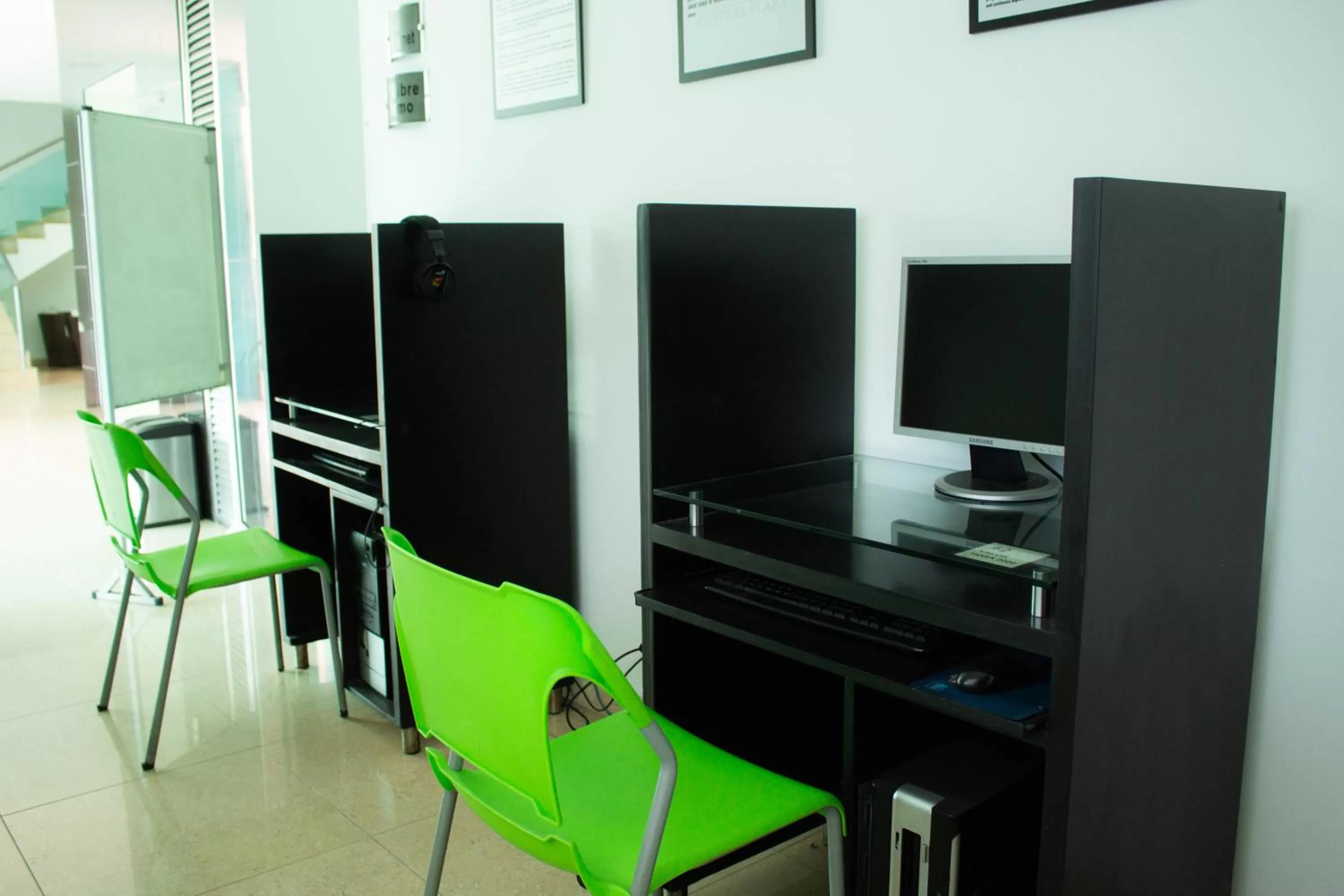 Business facilities in Hotel Central Plaza Medellin