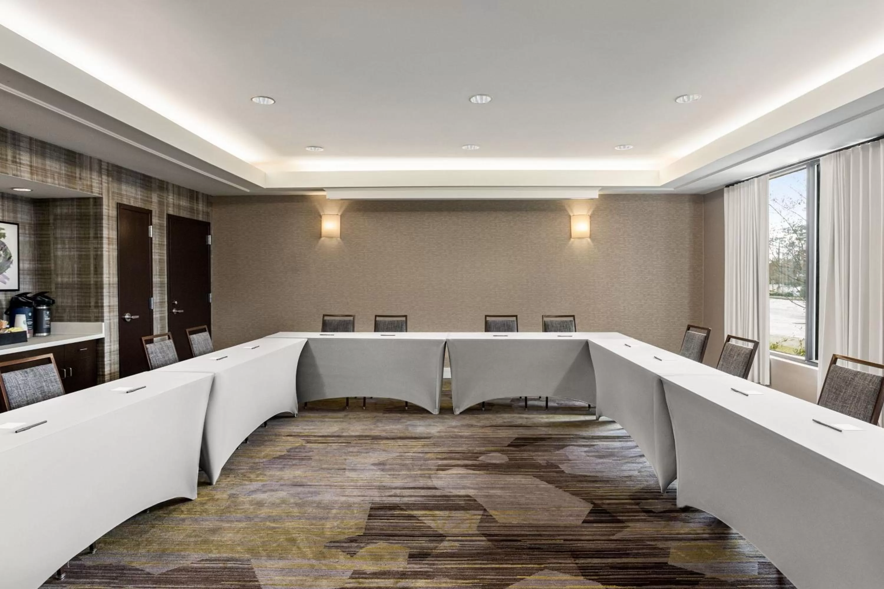 Meeting/conference room in Courtyard Tupelo