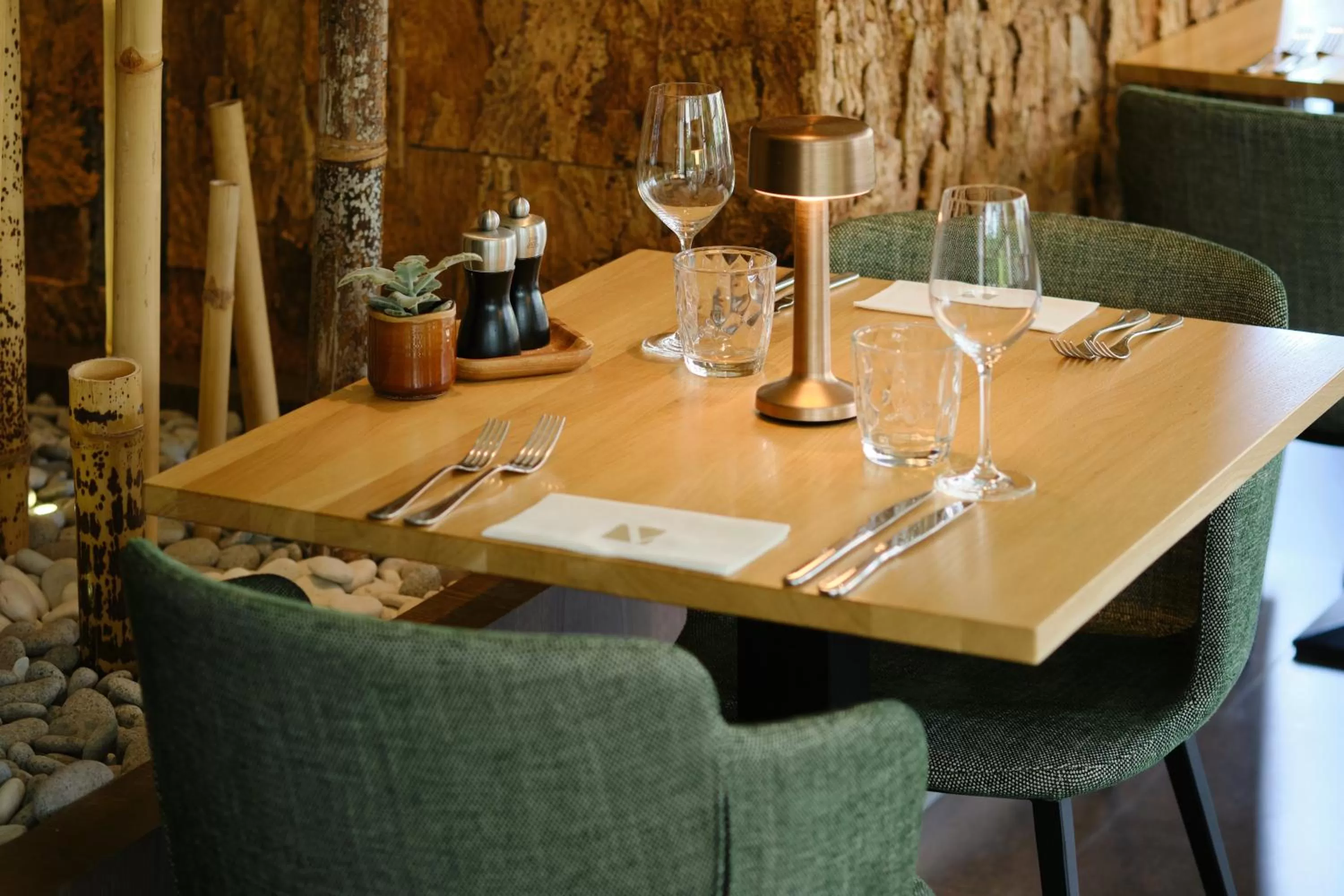 Restaurant/places to eat in Le Côté Vert