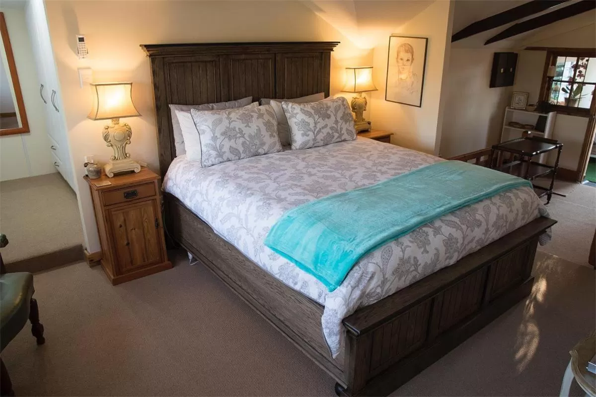 Bedroom, Bed in 79 On Ridge