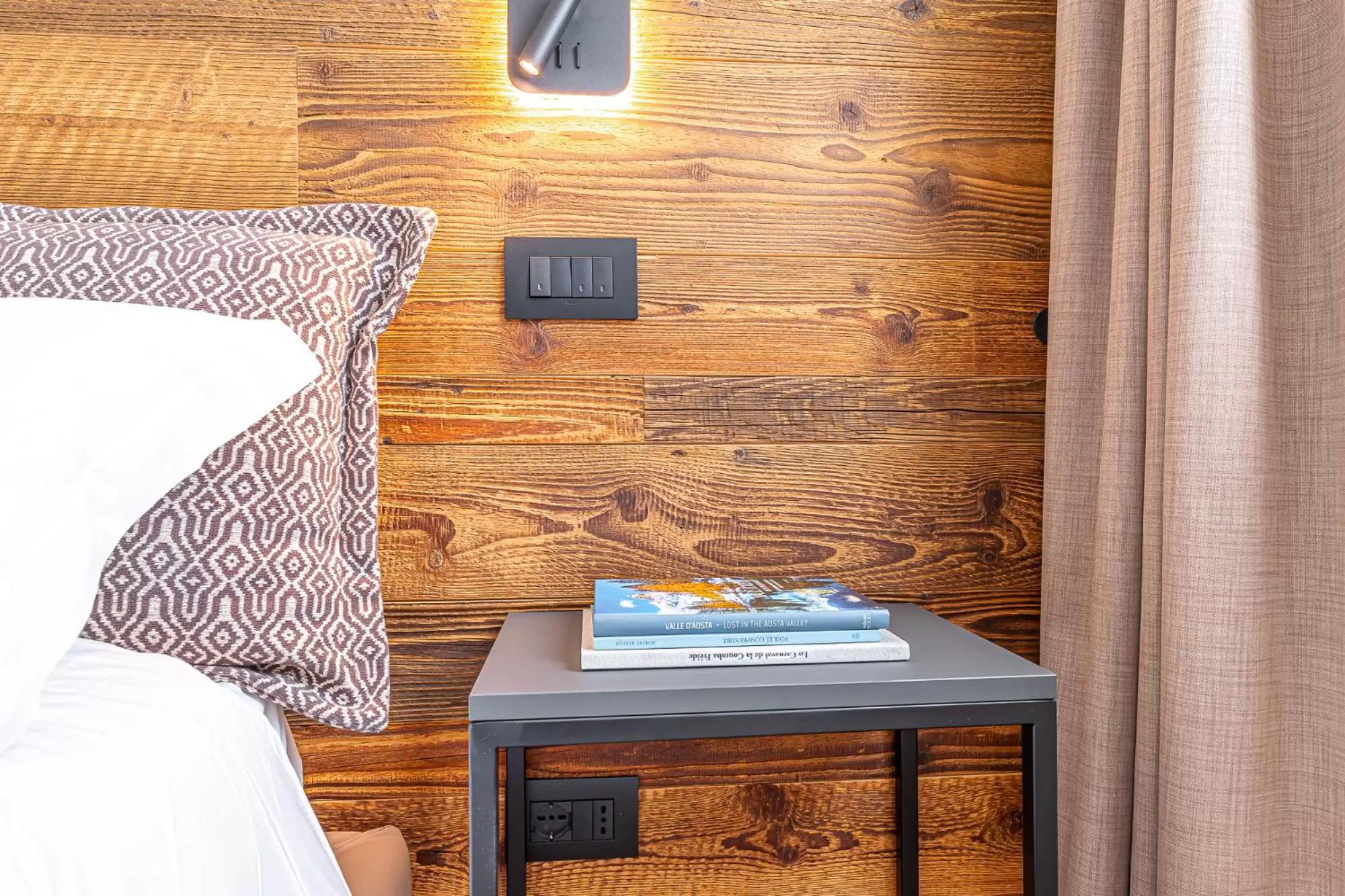 Decorative detail in Hotel Mon Émile