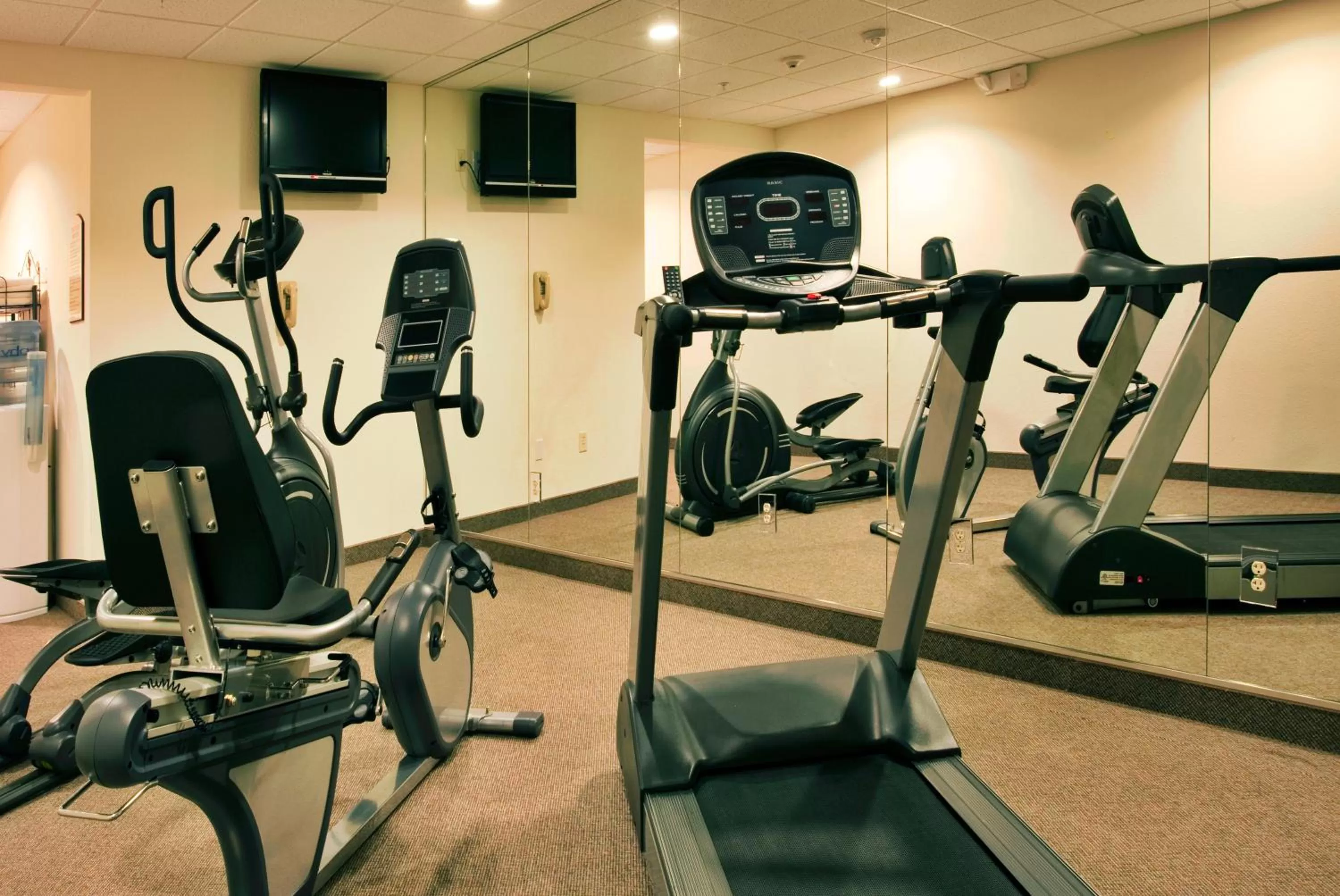 Spa and wellness centre/facilities in Holiday Inn Express Hotel & Suites Brooksville-I-75 by IHG