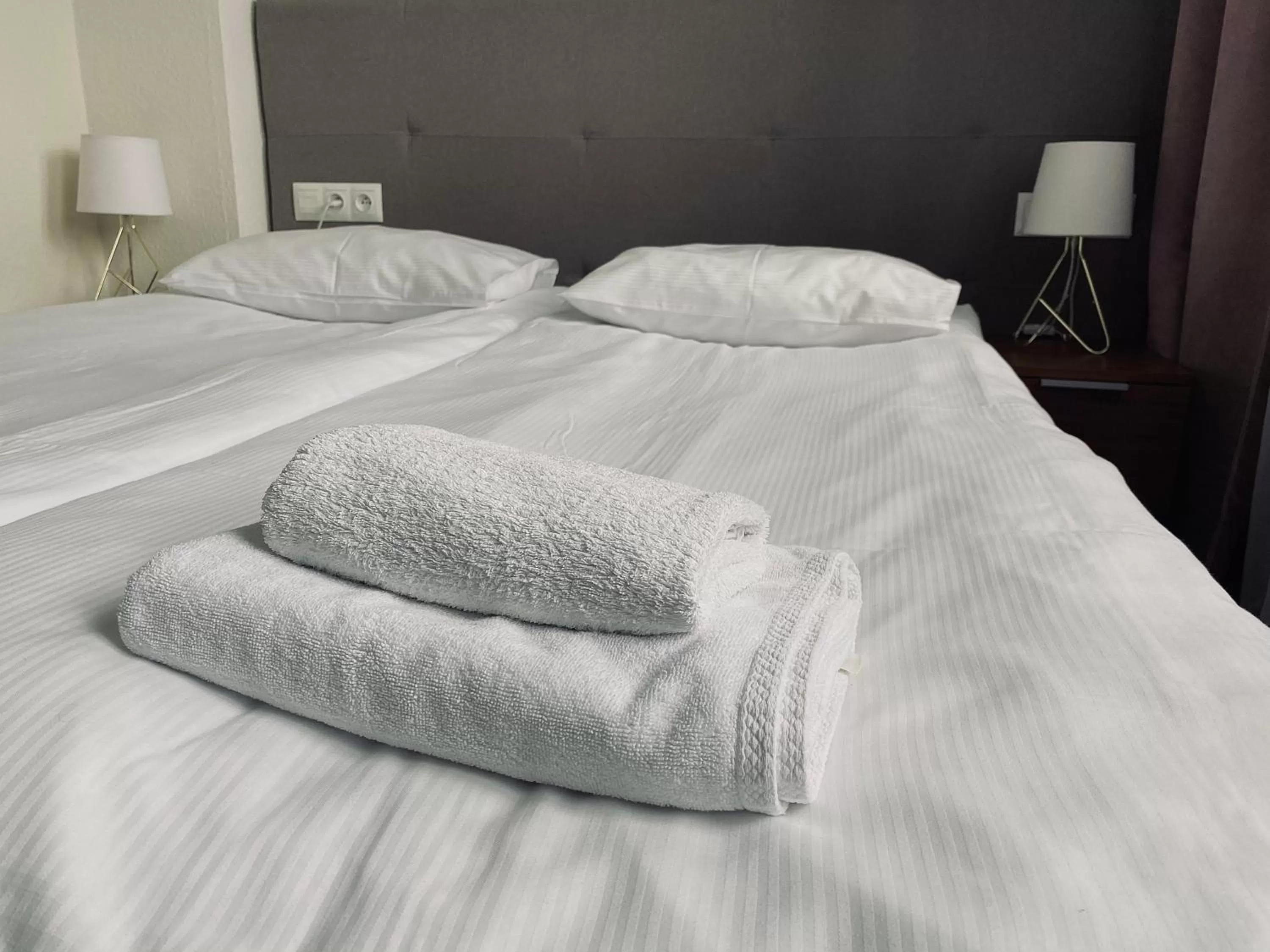 Photo of the whole room, Bed in Hotel Kolorowa