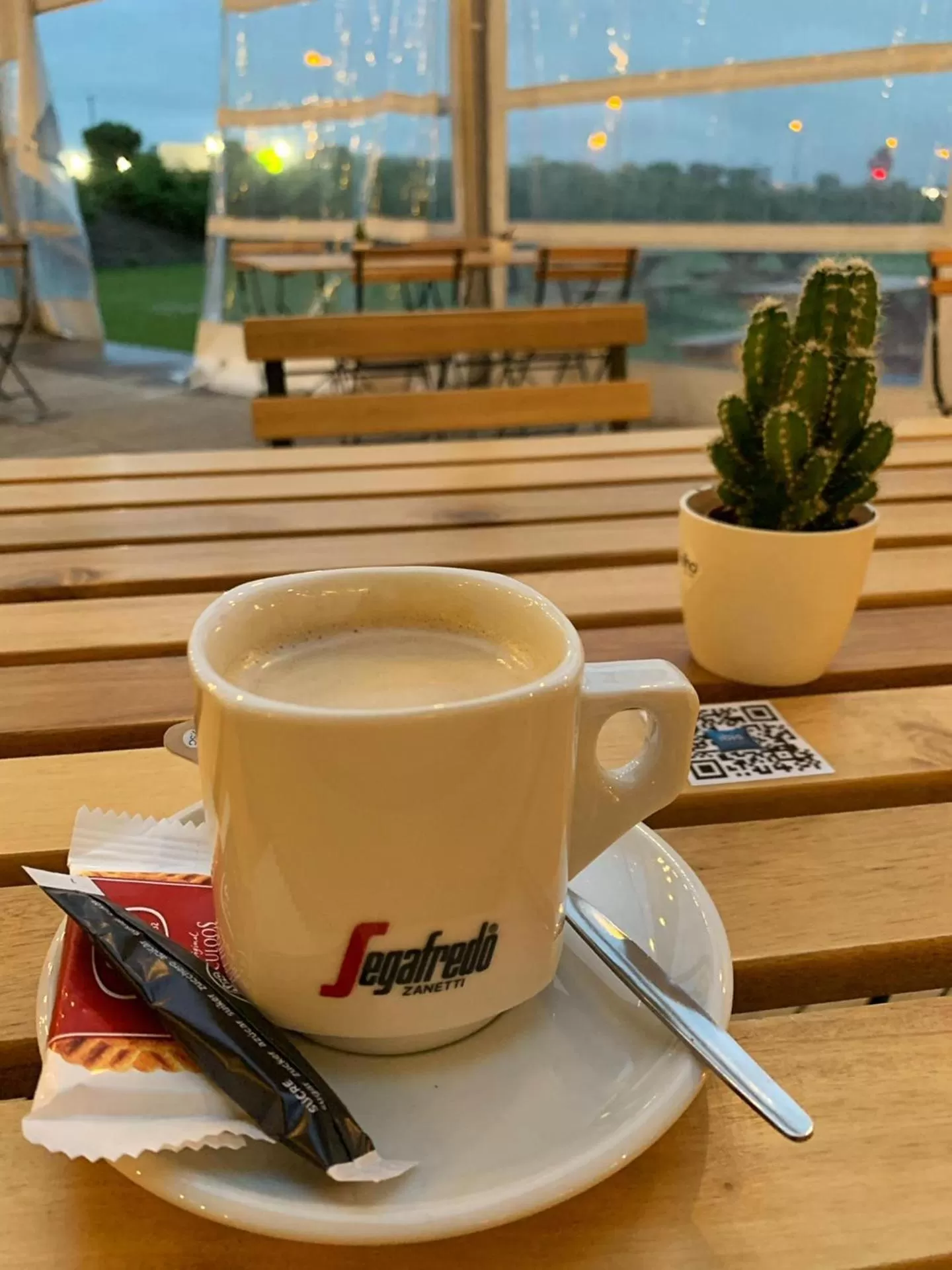 Coffee/tea facilities in ibis budget Oostende Airport