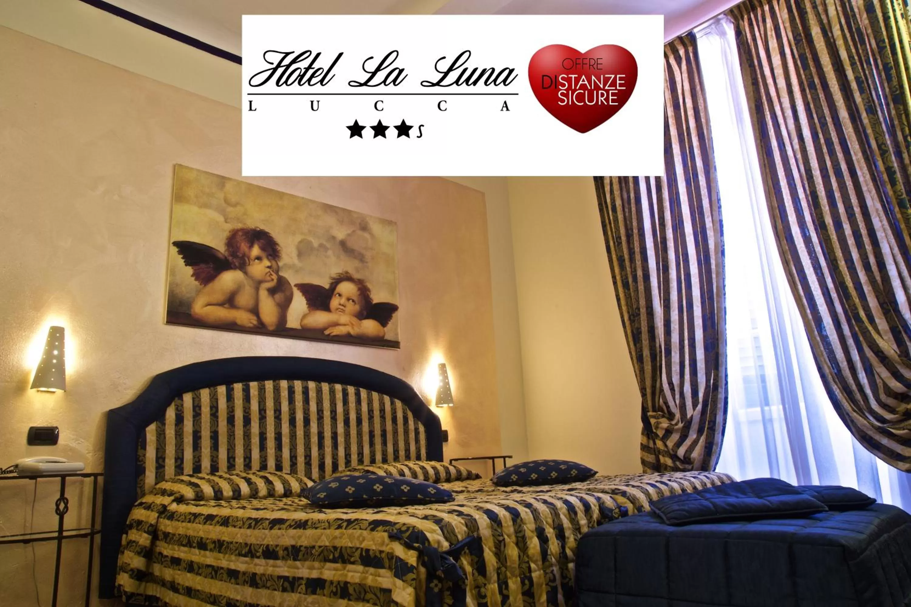 Balcony/Terrace, Bed in Hotel La Luna