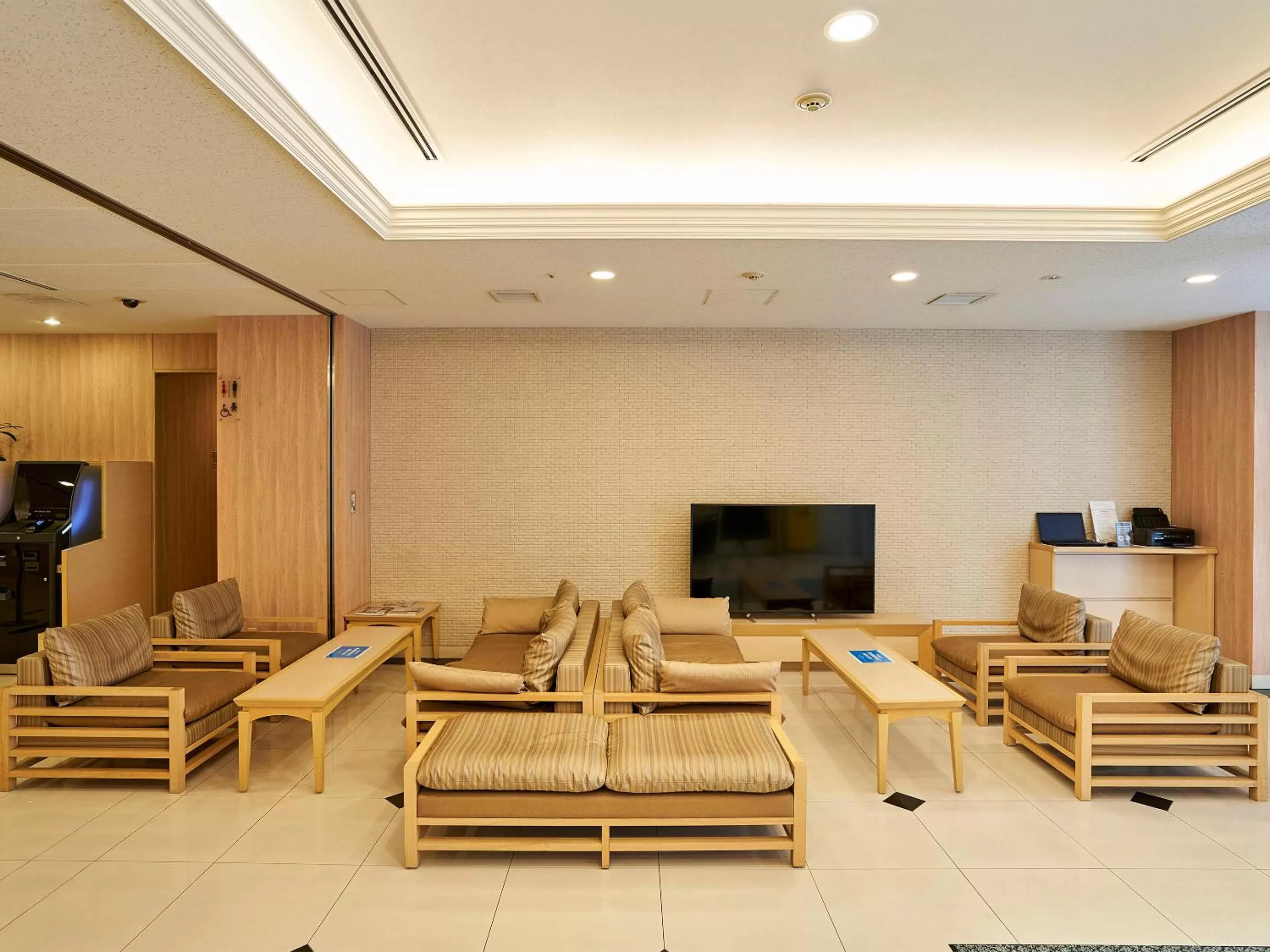 Lobby or reception in Daiwa Roynet Hotel Hiroshima