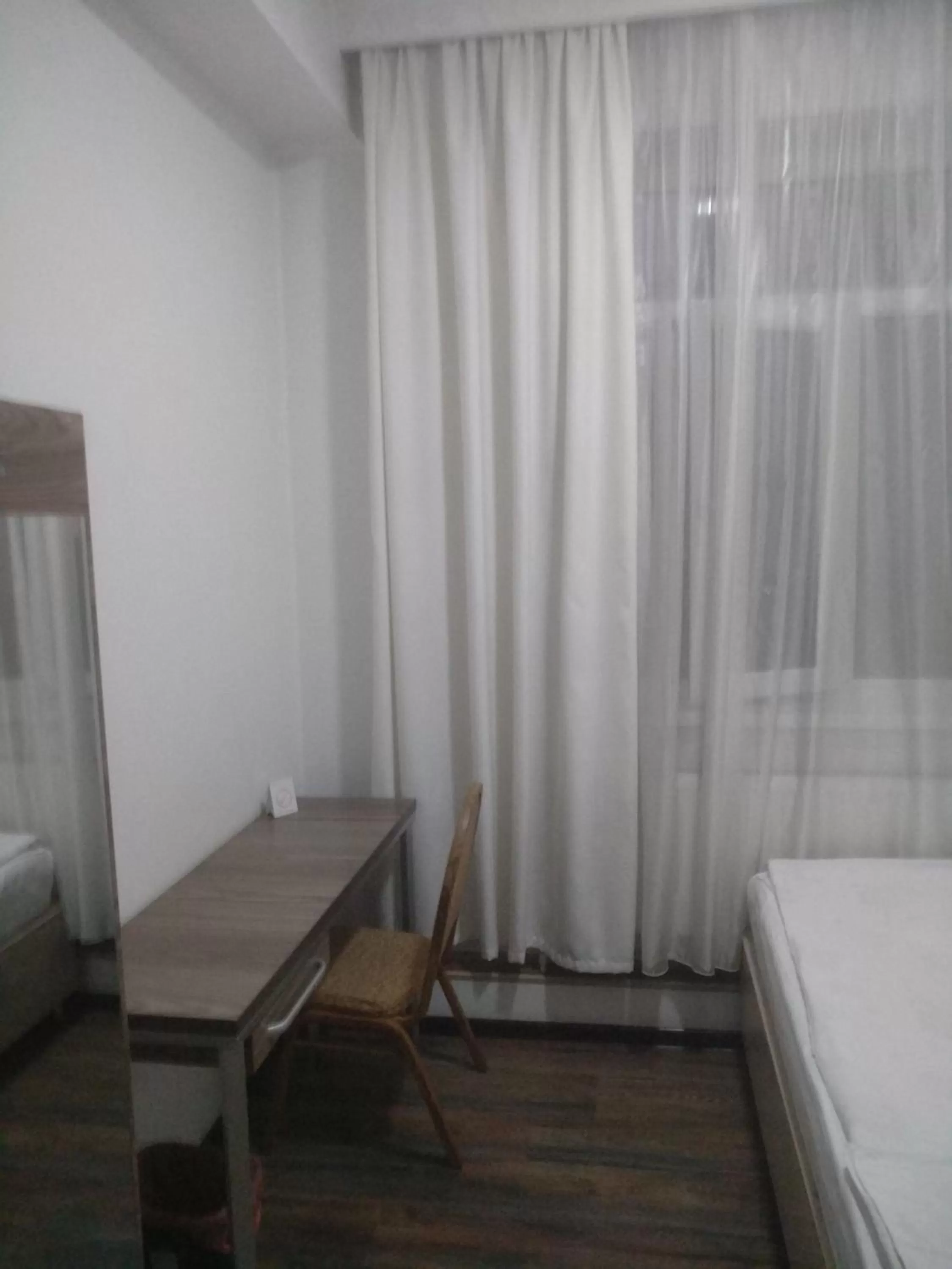 hair dresser, Bed in Sakura Inn