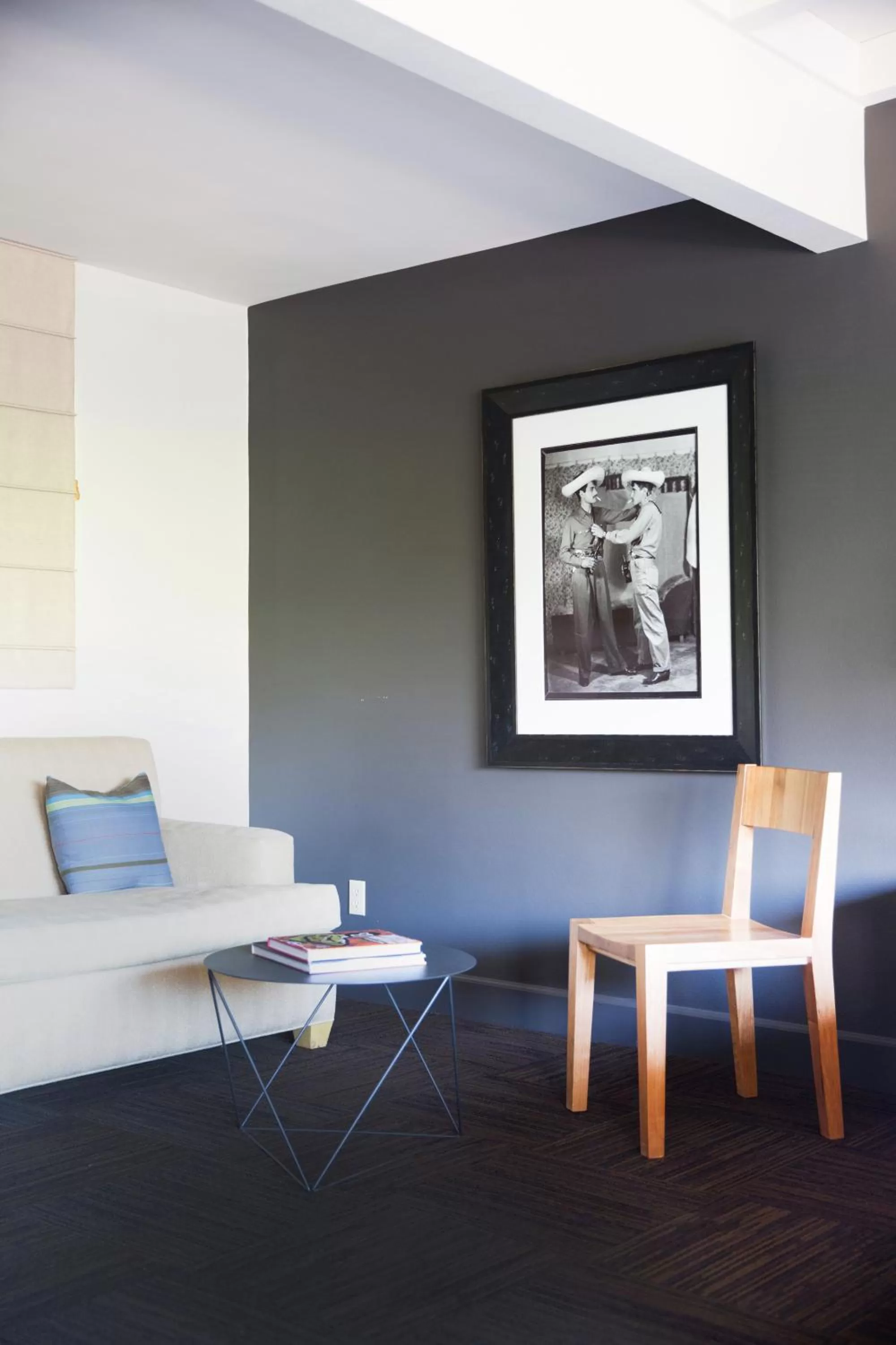 Living room in Santiago Resort - Palm Springs Premier Gay Men’s Resort