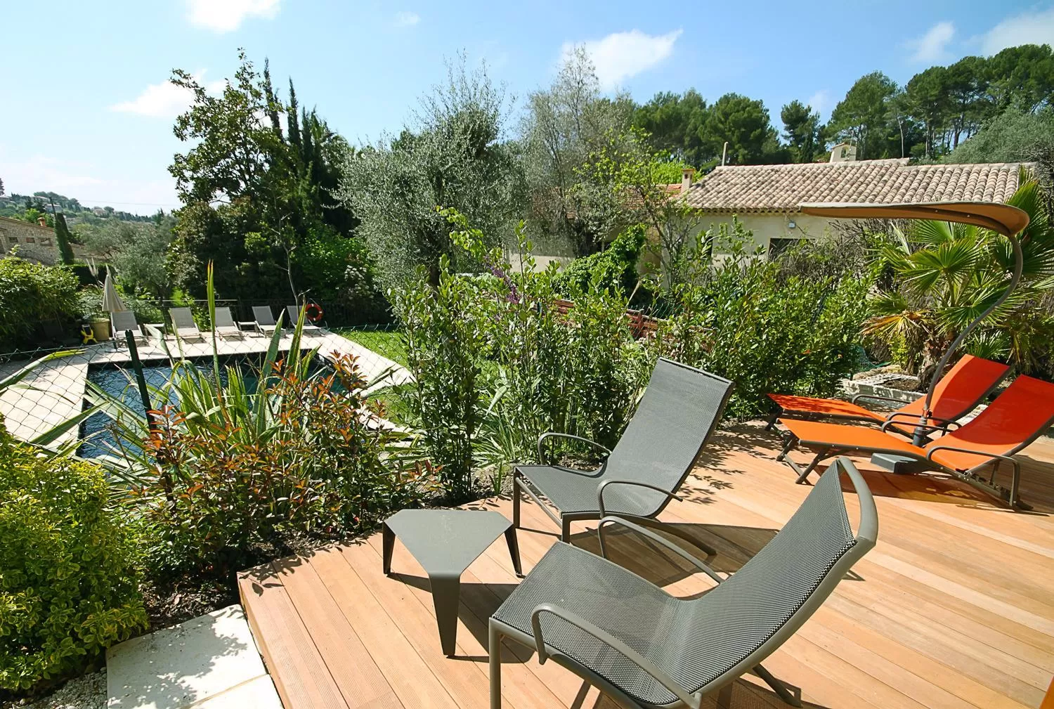Patio in Hôtel du Clos