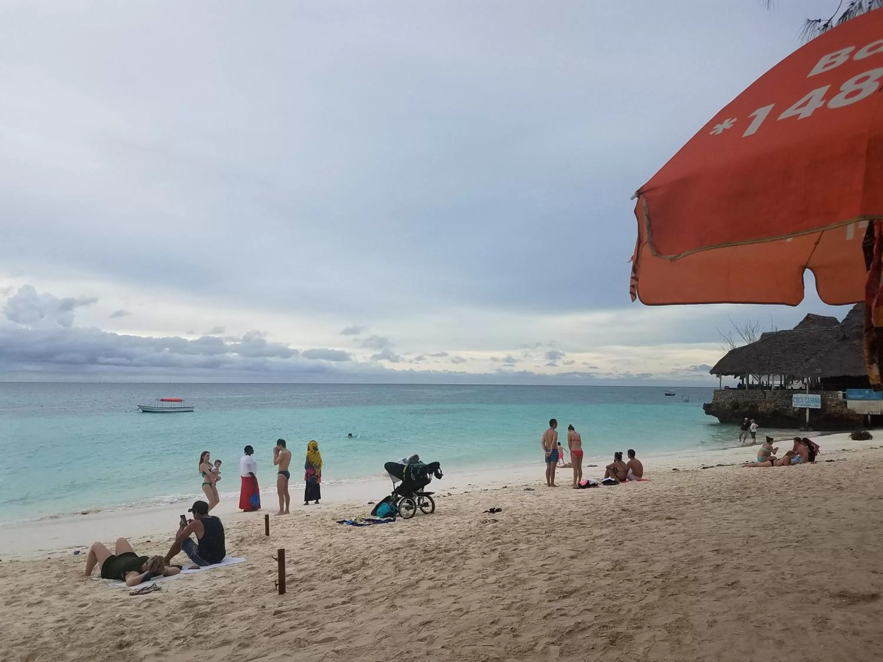 Baraka Aquarium Bungalows