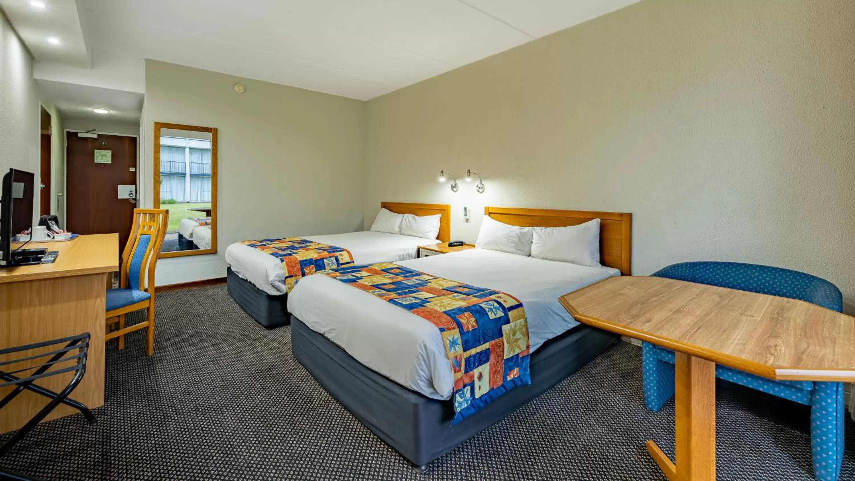 Twin/Double Room - single occupancy in African Sky Newcastle Inn Twin/Double Room - single occupancy in African Sky Newcastle Inn