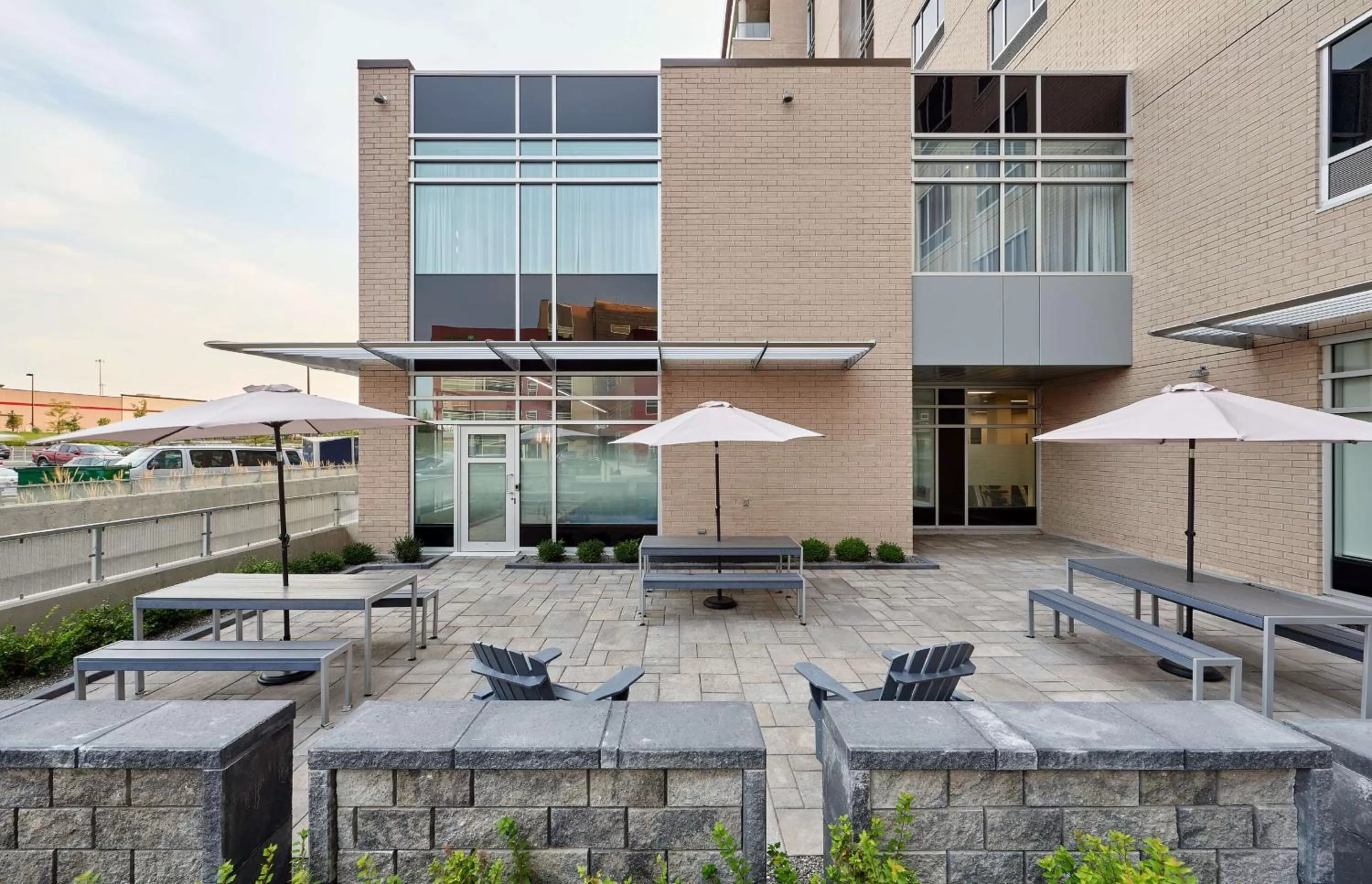 Patio in Hampton Inn & Suites by Hilton Quebec City Levis