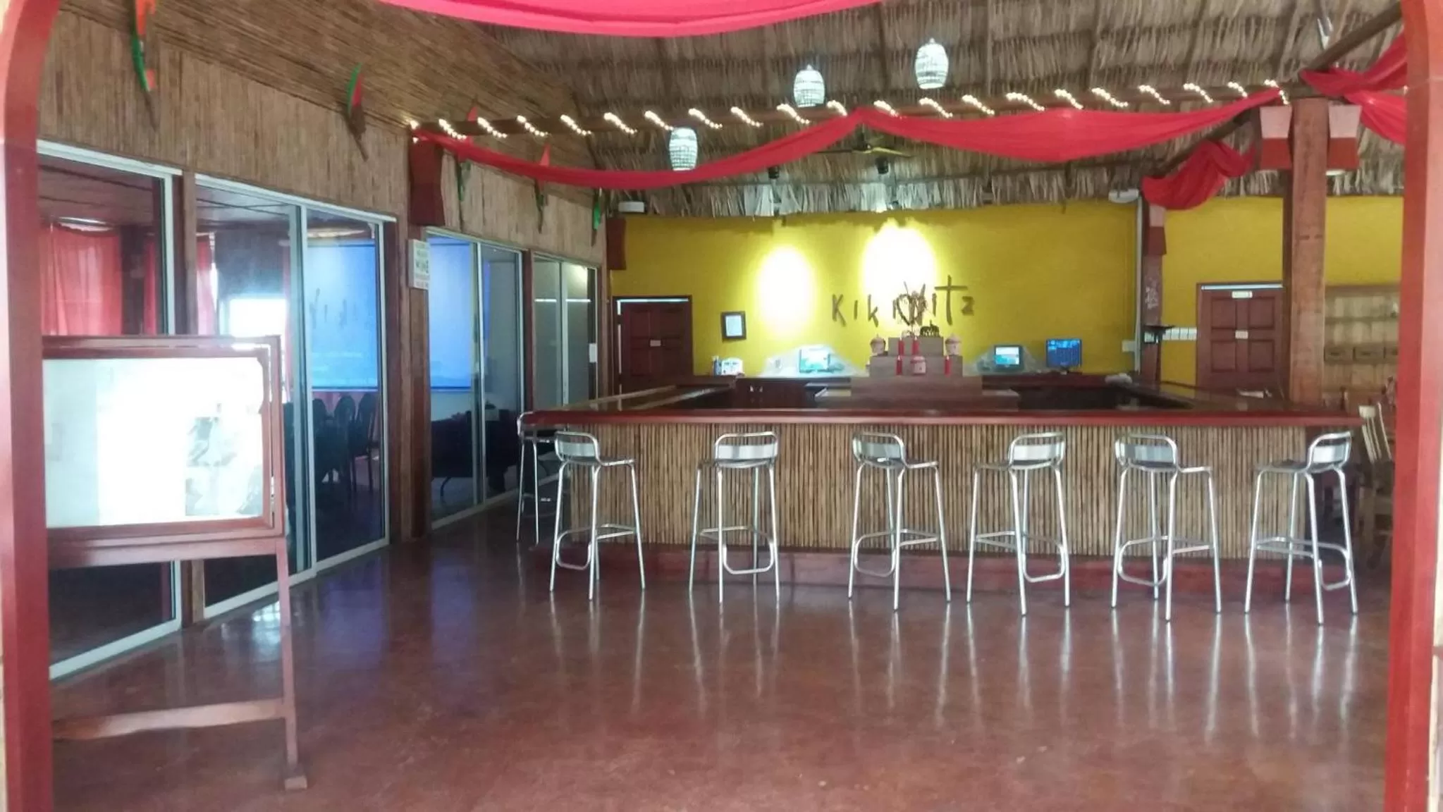 Entertainment in KikiWitz Resort