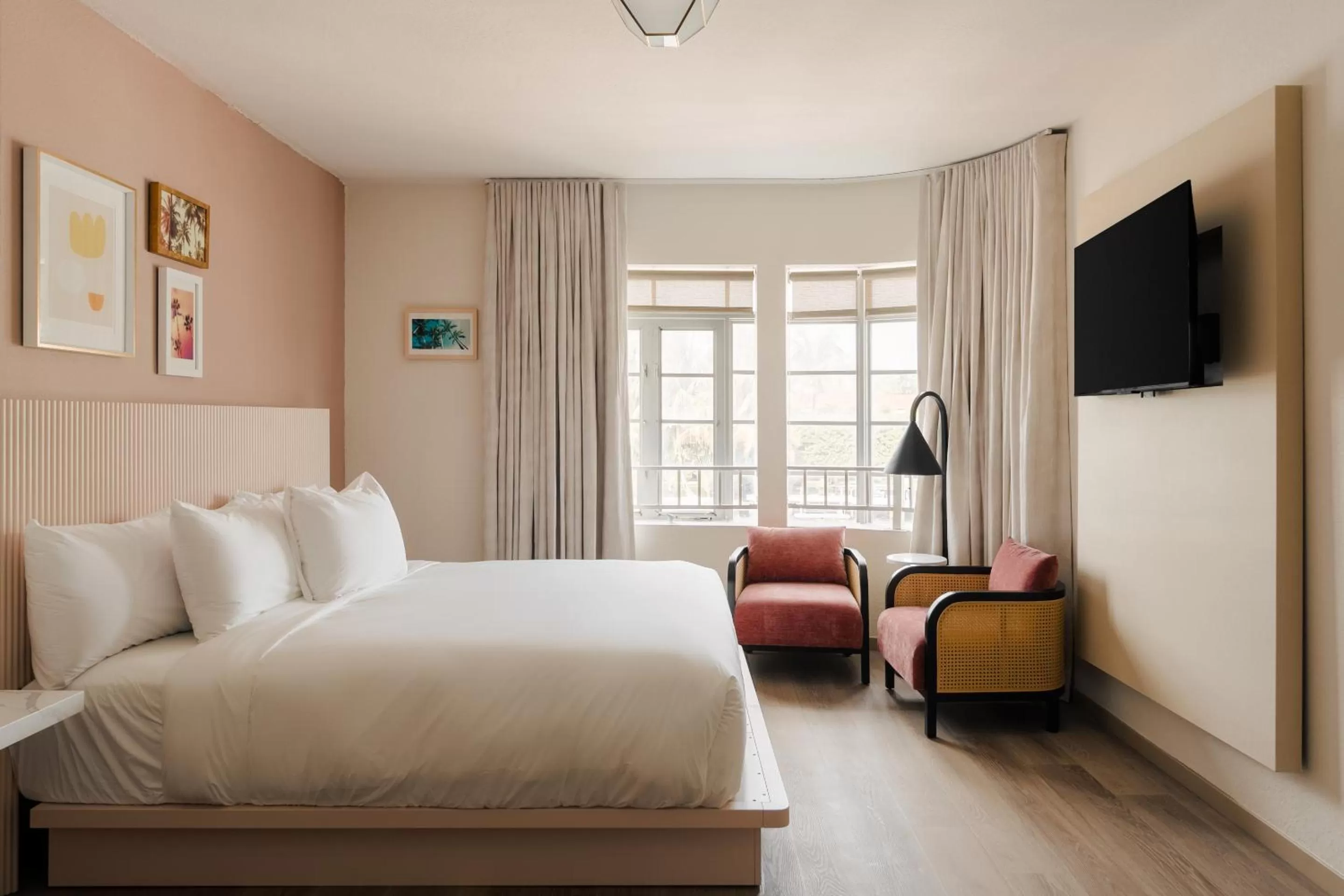 FOUND Hotel Miami Beach