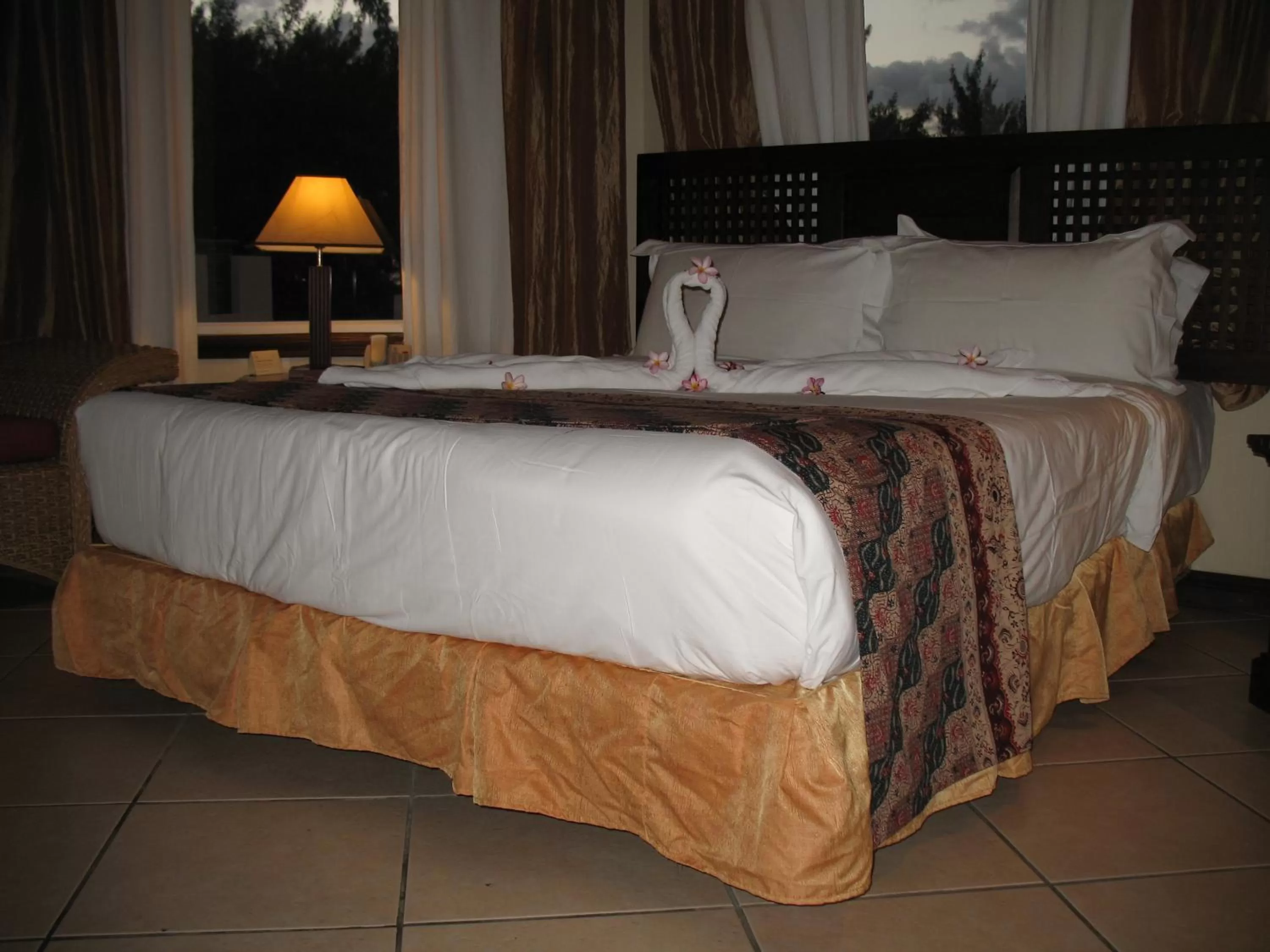 Photo of the whole room, Bed in Aanari Hotel & Spa- Mauritius