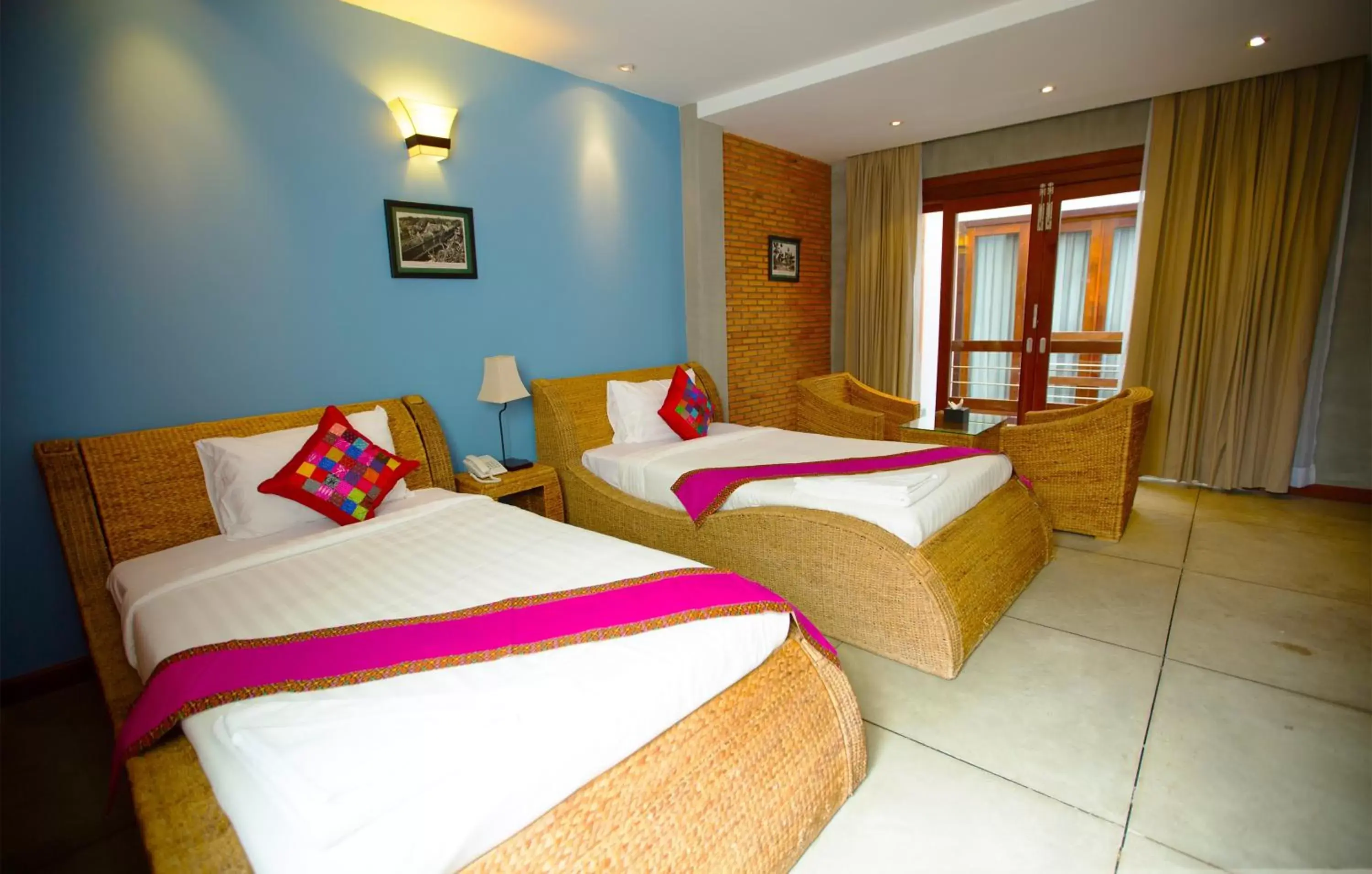 Deluxe Twin Room in Saravoan Royal Palace Deluxe Twin Room in Saravoan Royal Palace