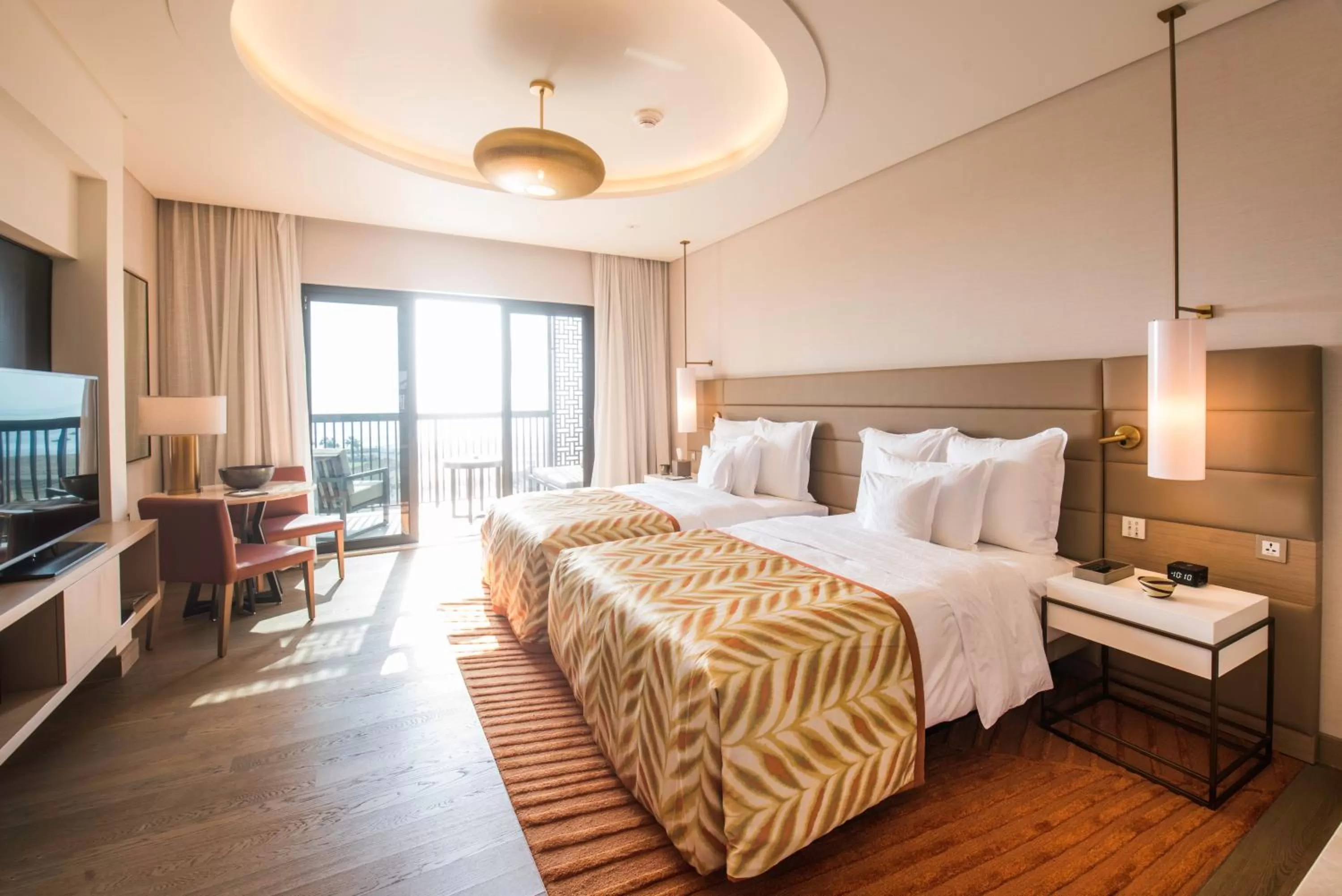 Photo of the whole room, Bed in InterContinental Fujairah Resort by IHG