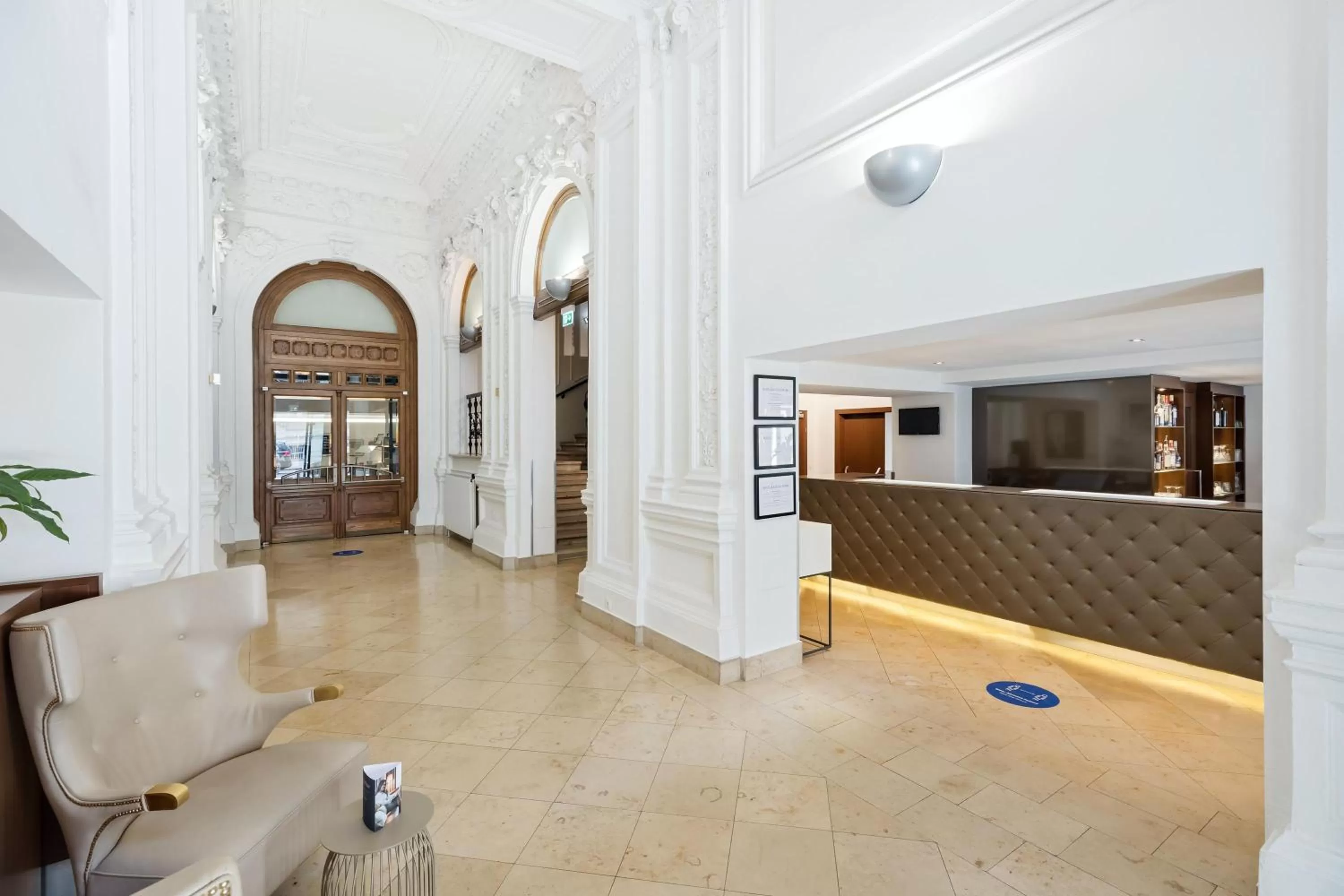 Lobby or reception in Hotel Rathauspark Wien, a member of Radisson Individuals