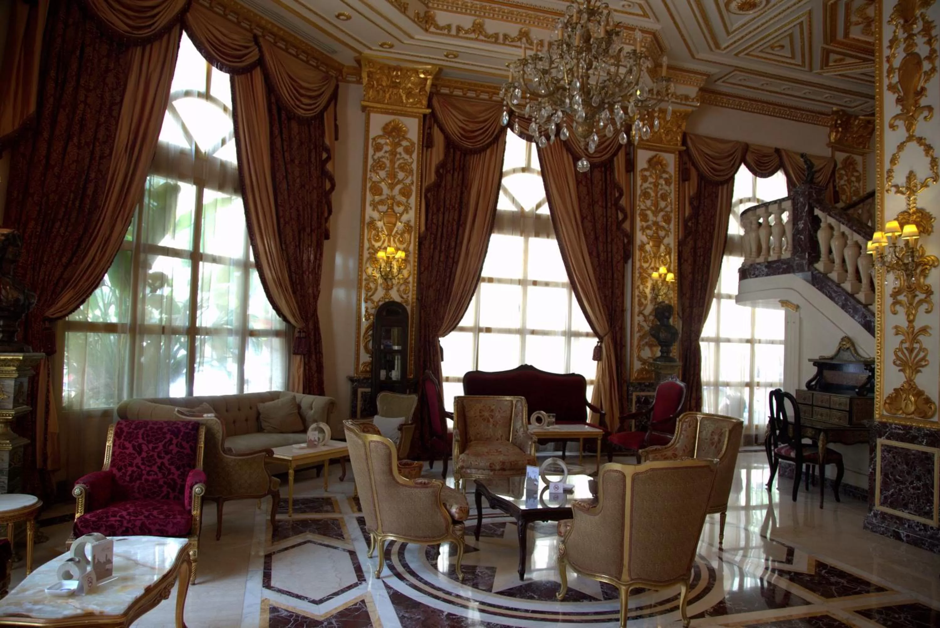 Lobby or reception in Serenada Golden Palace - Boutique Hotel