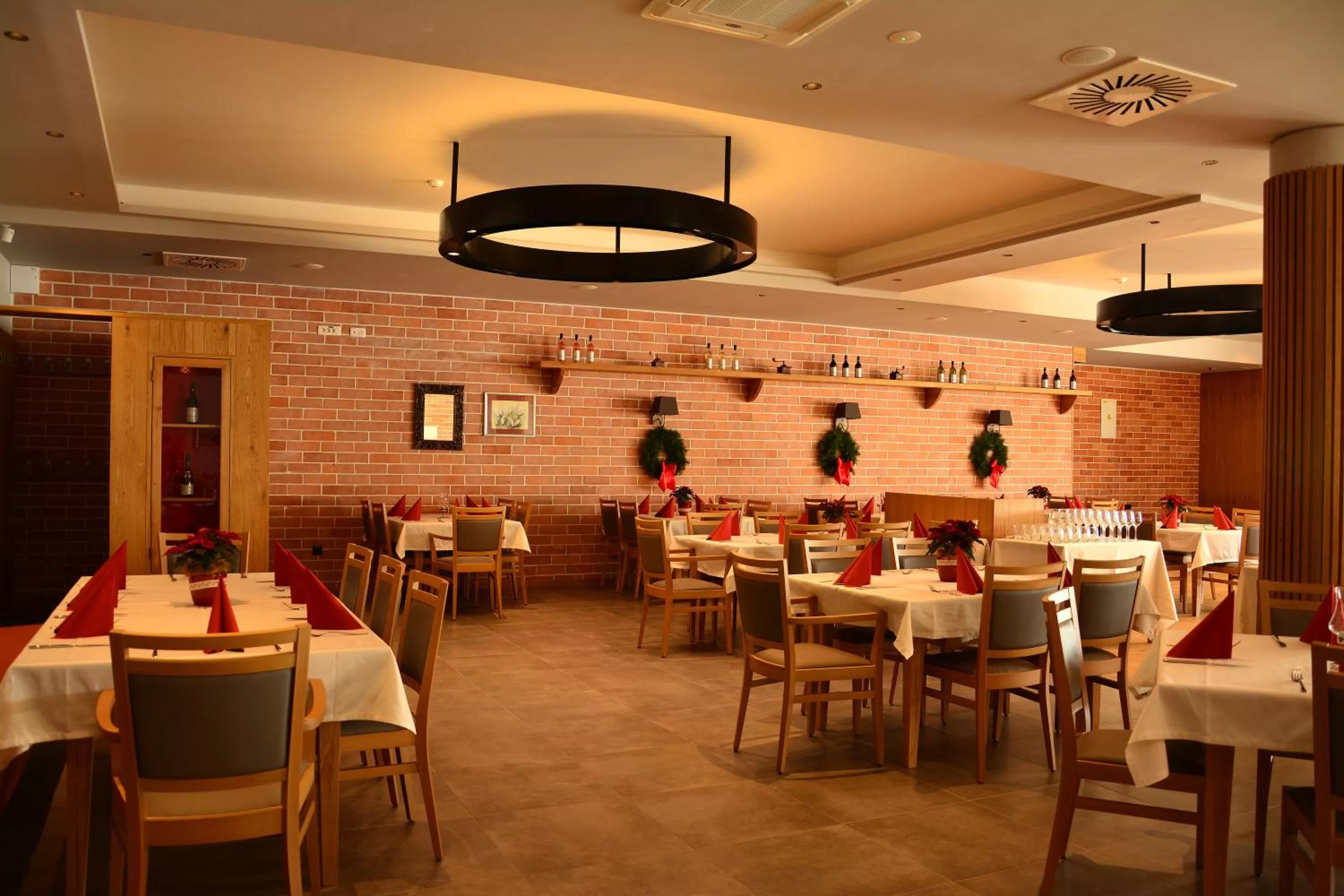 Restaurant/places to eat in Hotel Dolenjc