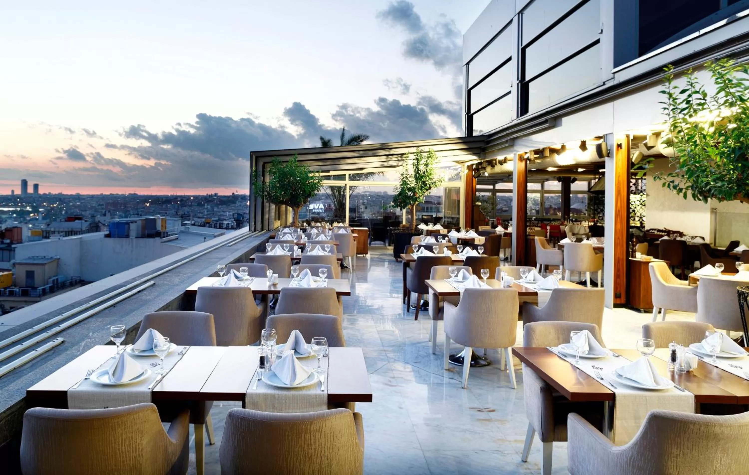 Balcony/Terrace in Darkhill Hotel