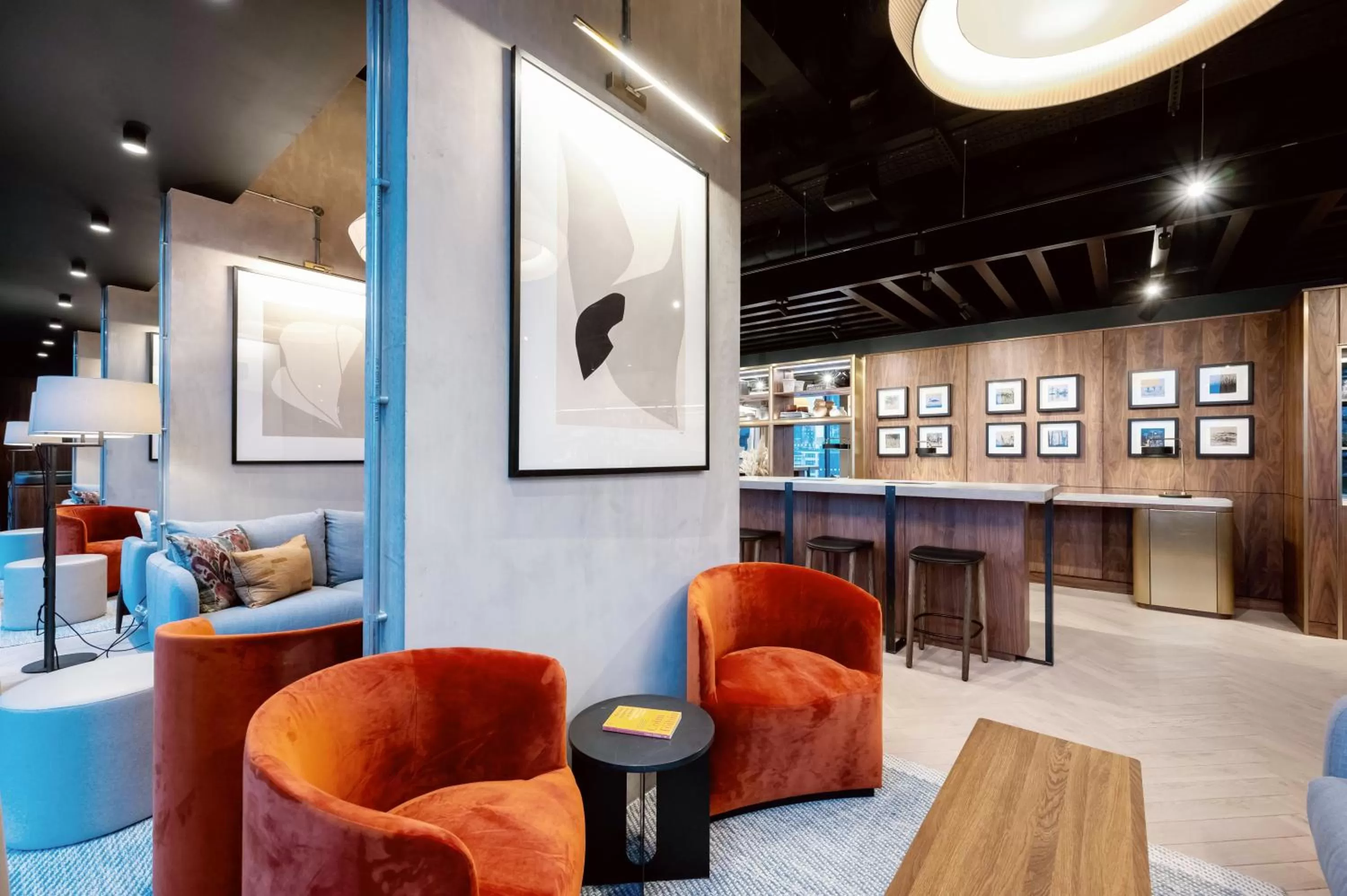 Dining area in Wilde Aparthotels Manchester City Centre